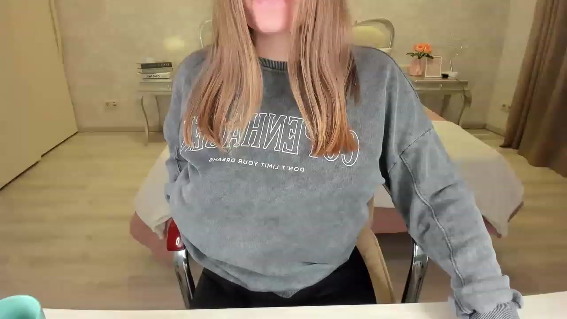Gallery image thumbnail from AmeliaSue's myfreecams stream on, 01/29/2023, 13:13 image 2 of 20