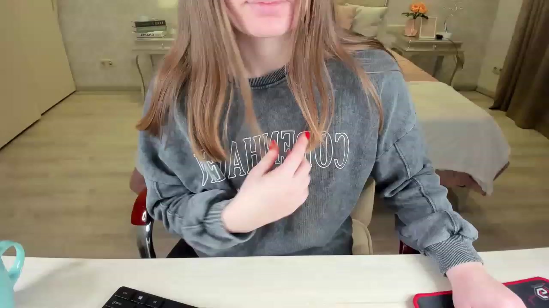 Gallery image thumbnail from AmeliaSue's myfreecams stream on, 01/29/2023, 14:57 image 4 of 20