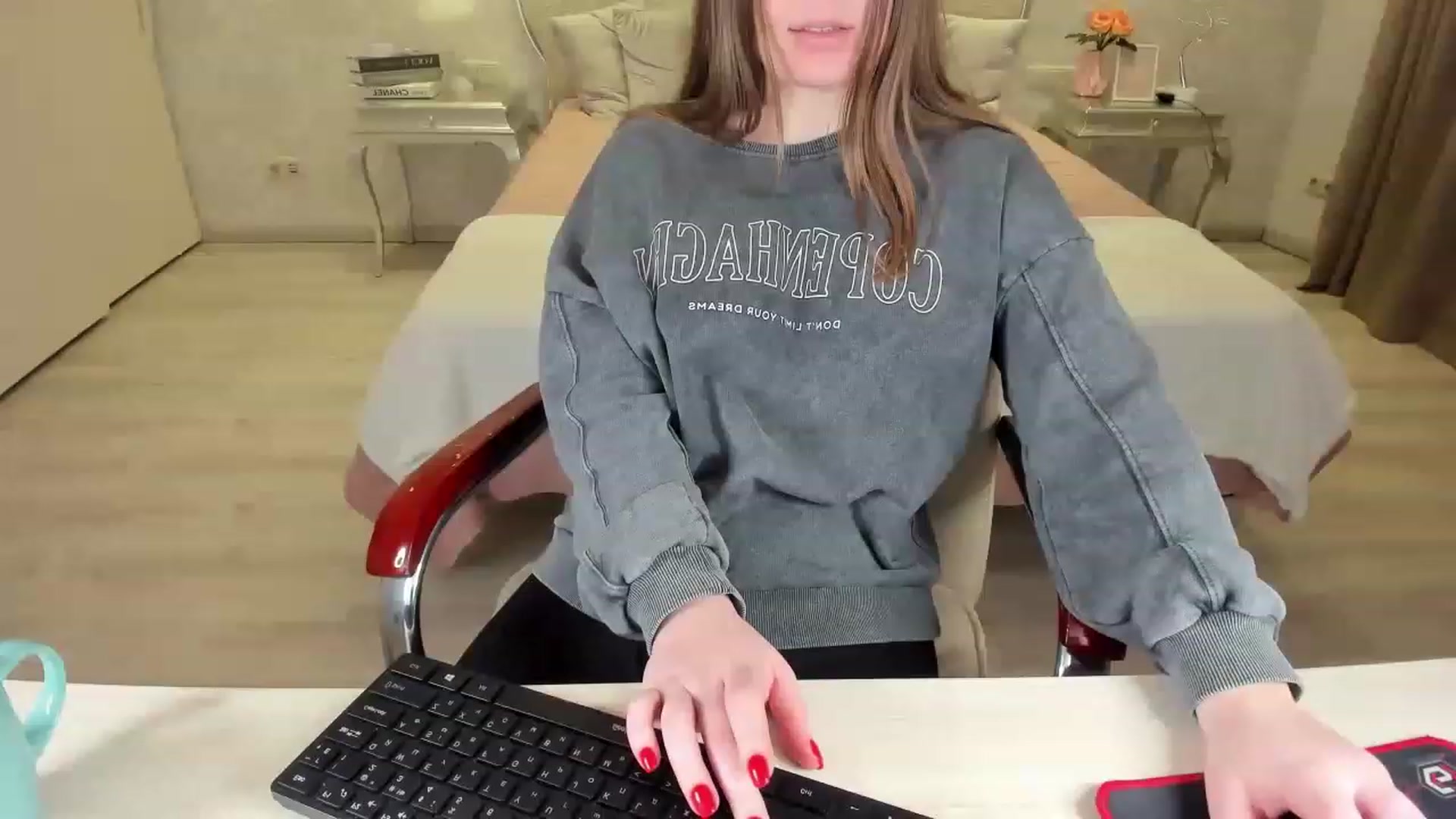 Gallery image thumbnail from AmeliaSue's myfreecams stream on, 01/29/2023, 14:57 image 1 of 20