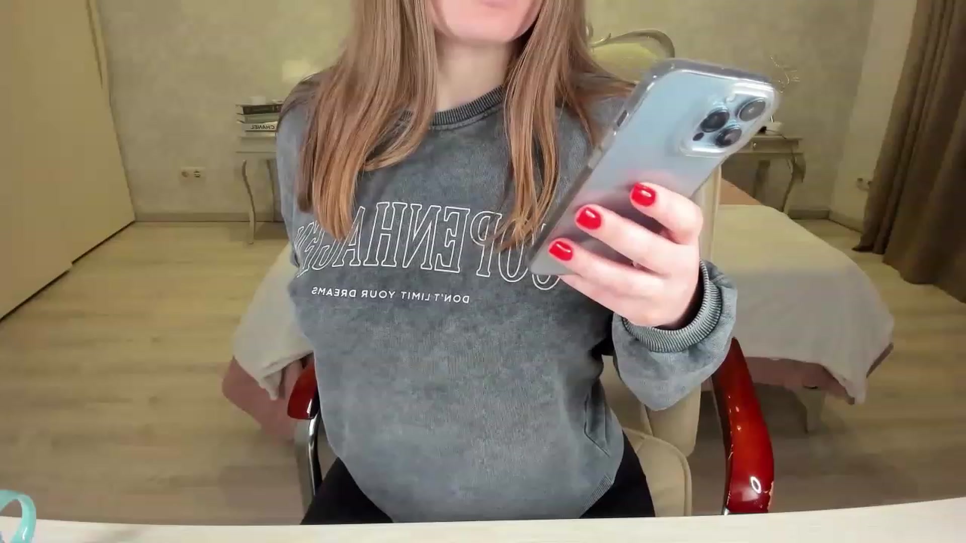 Gallery image thumbnail from AmeliaSue's myfreecams stream on, 01/29/2023, 14:57 image 6 of 20