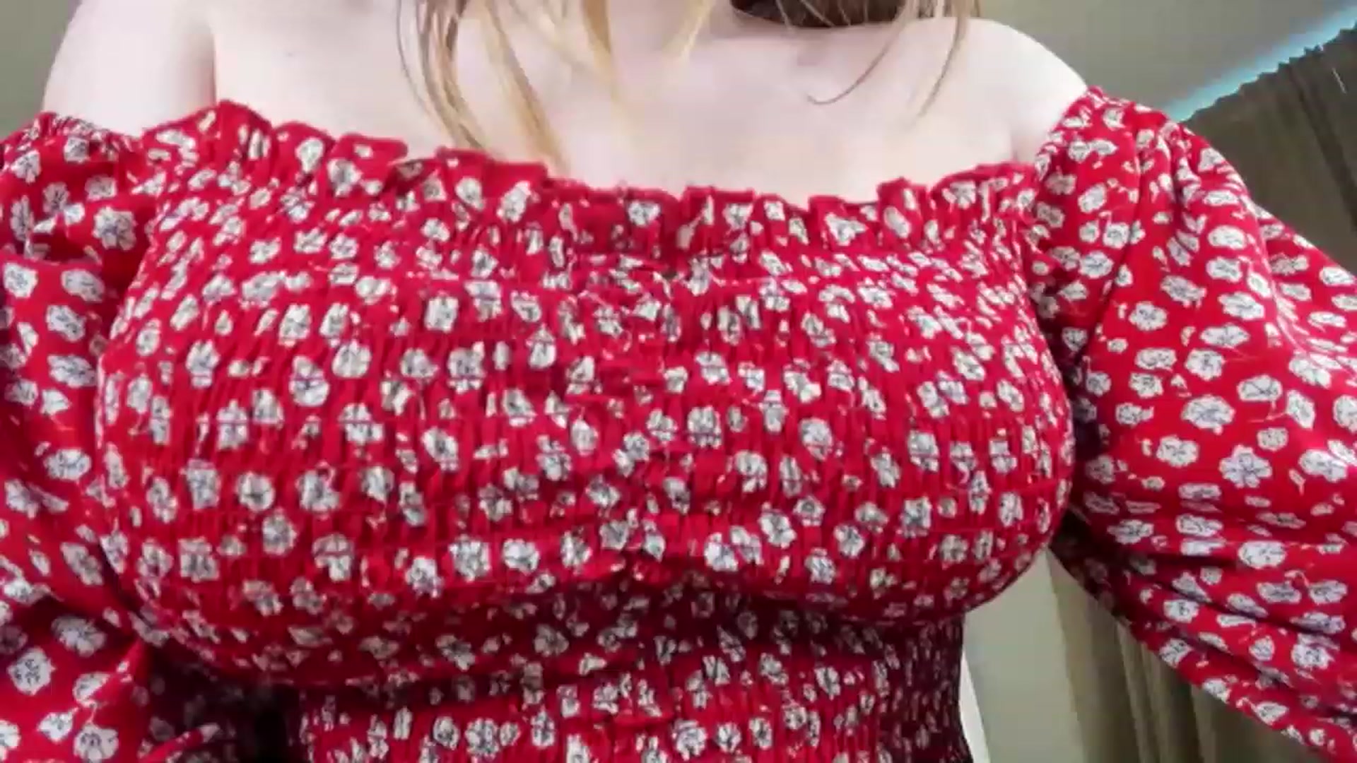 Gallery image thumbnail from AmeliaSue's myfreecams stream on, 02/04/2023, 12:55 image 5 of 20