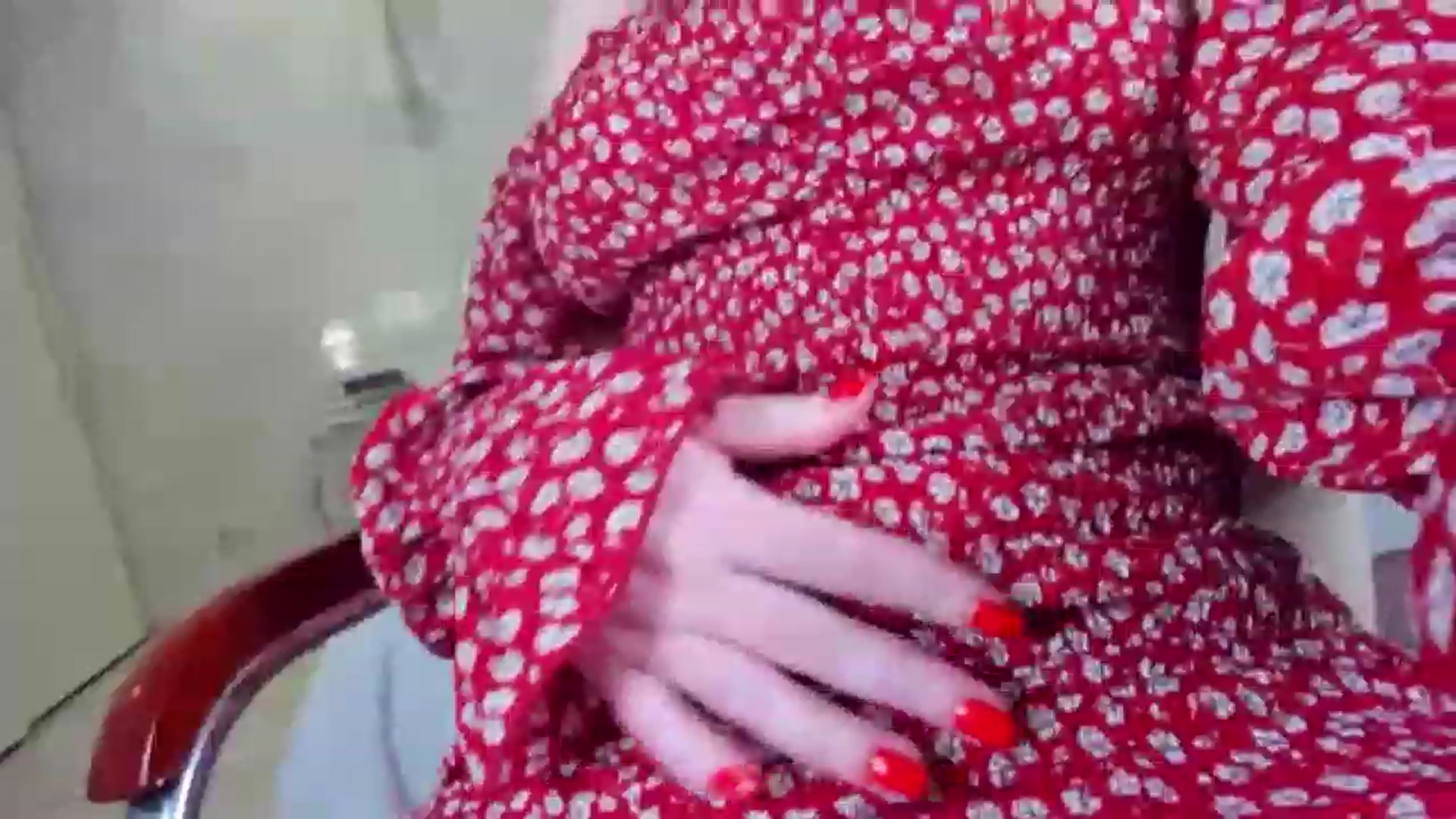 Gallery image thumbnail from AmeliaSue's myfreecams stream on, 02/04/2023, 14:34 image 5 of 20