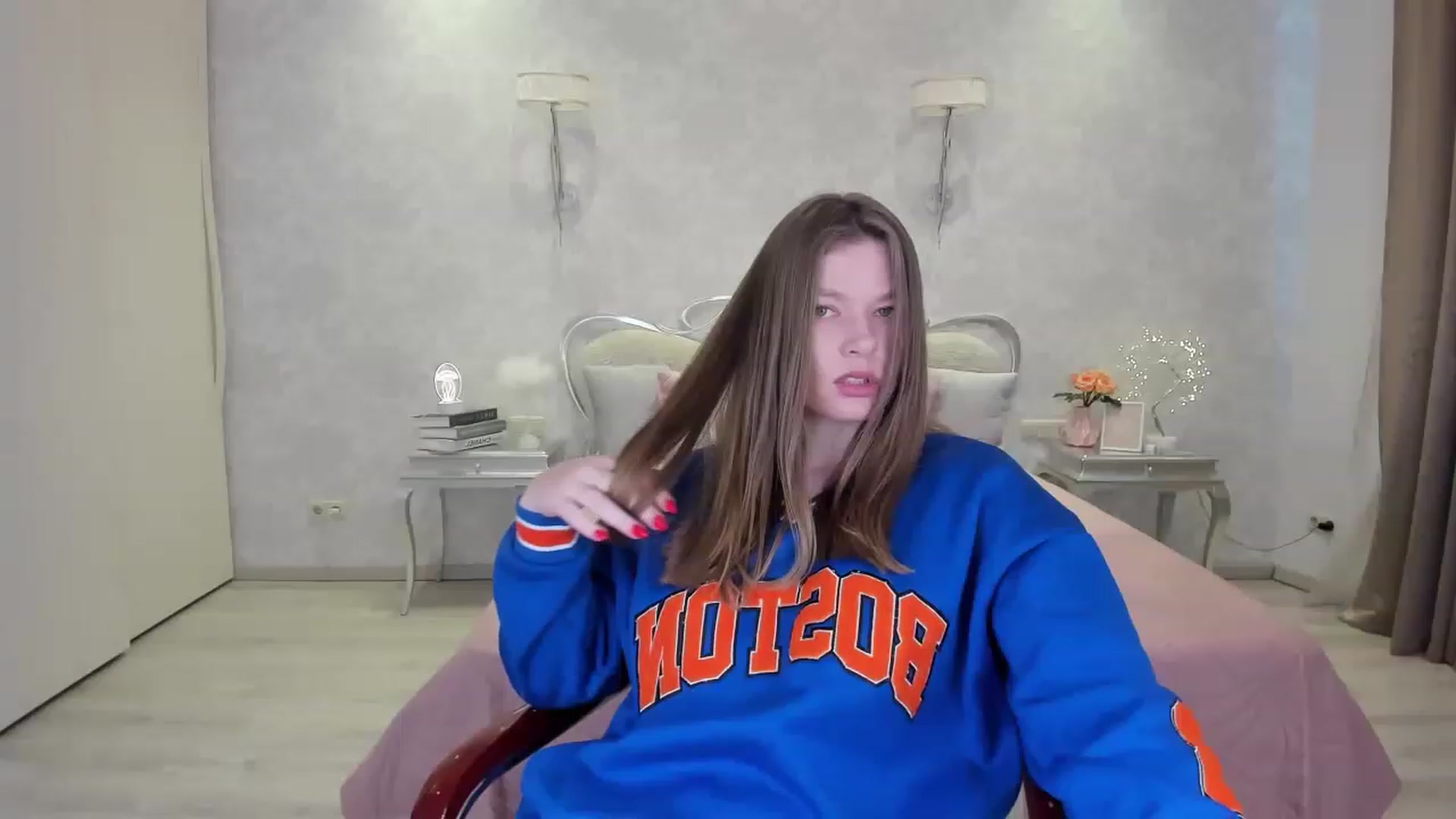 Gallery image thumbnail from AmeliaSue's myfreecams stream on, 02/07/2023, 13:17 image 6 of 20