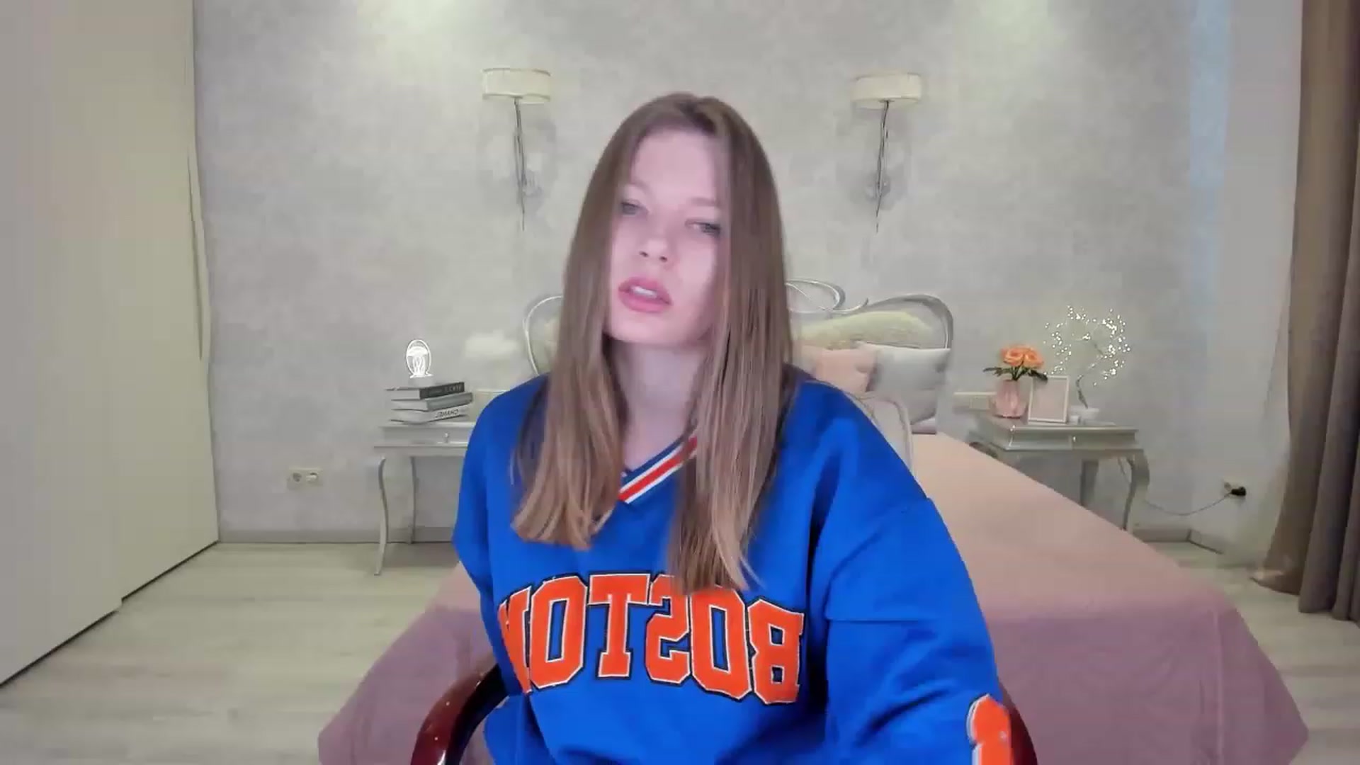 Gallery image thumbnail from AmeliaSue's myfreecams stream on, 02/07/2023, 13:17 image 12 of 20