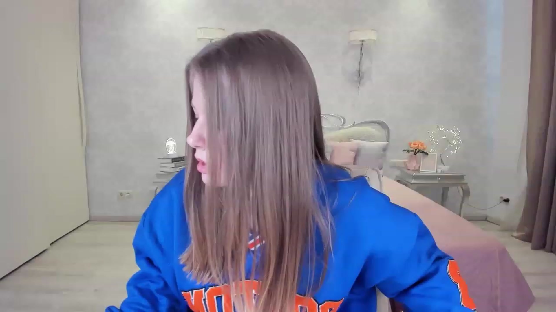 Gallery image thumbnail from AmeliaSue's myfreecams stream on, 02/07/2023, 13:17 image 7 of 20