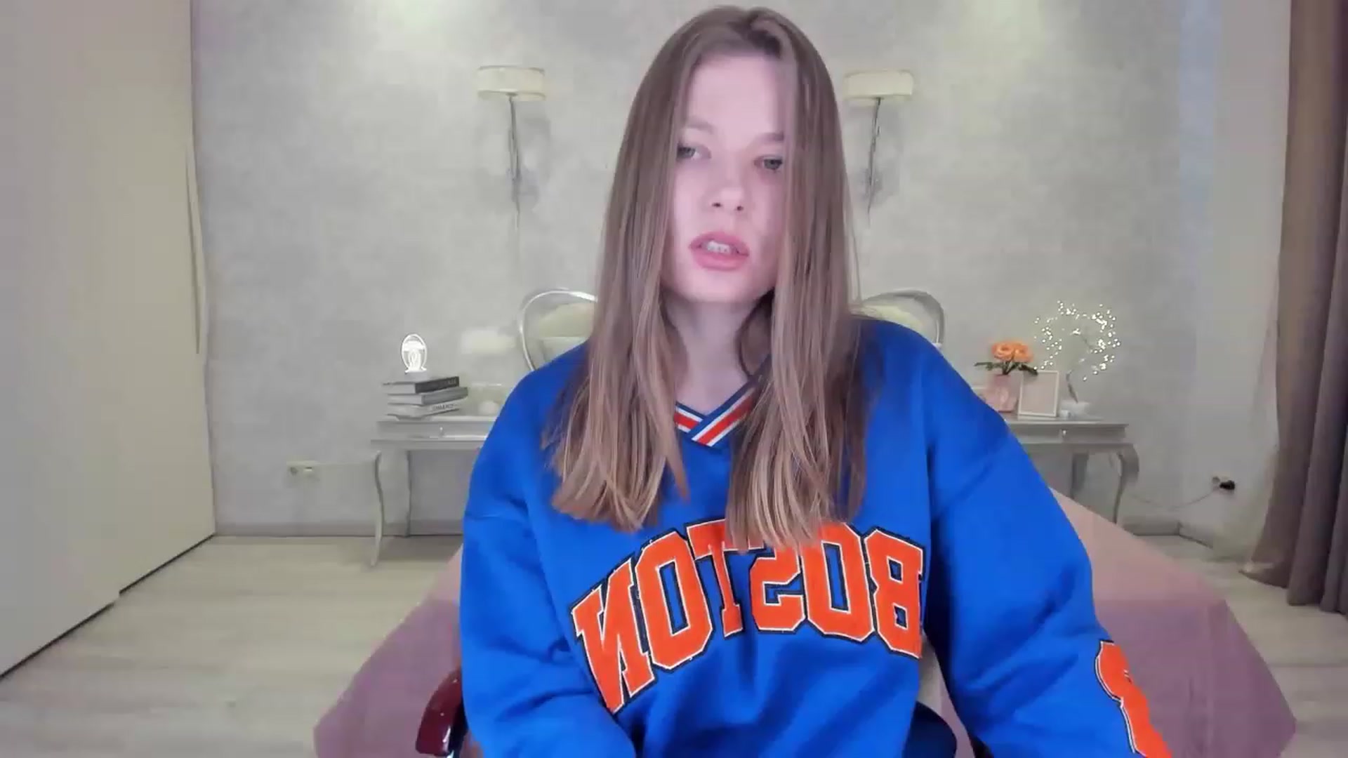 Gallery image thumbnail from AmeliaSue's myfreecams stream on, 02/07/2023, 13:17 image 18 of 20