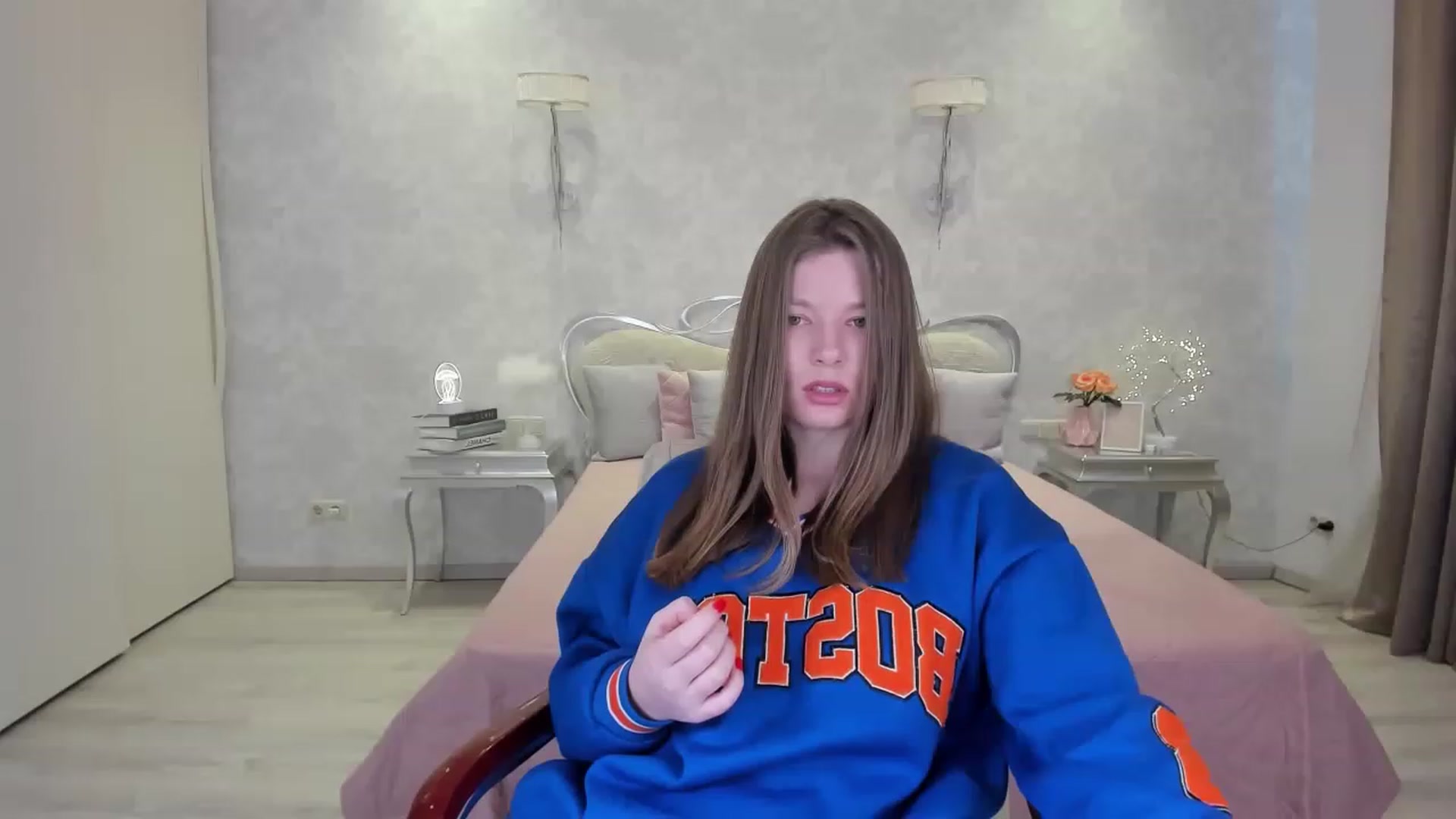 Gallery image thumbnail from AmeliaSue's myfreecams stream on, 02/07/2023, 13:17 image 10 of 20
