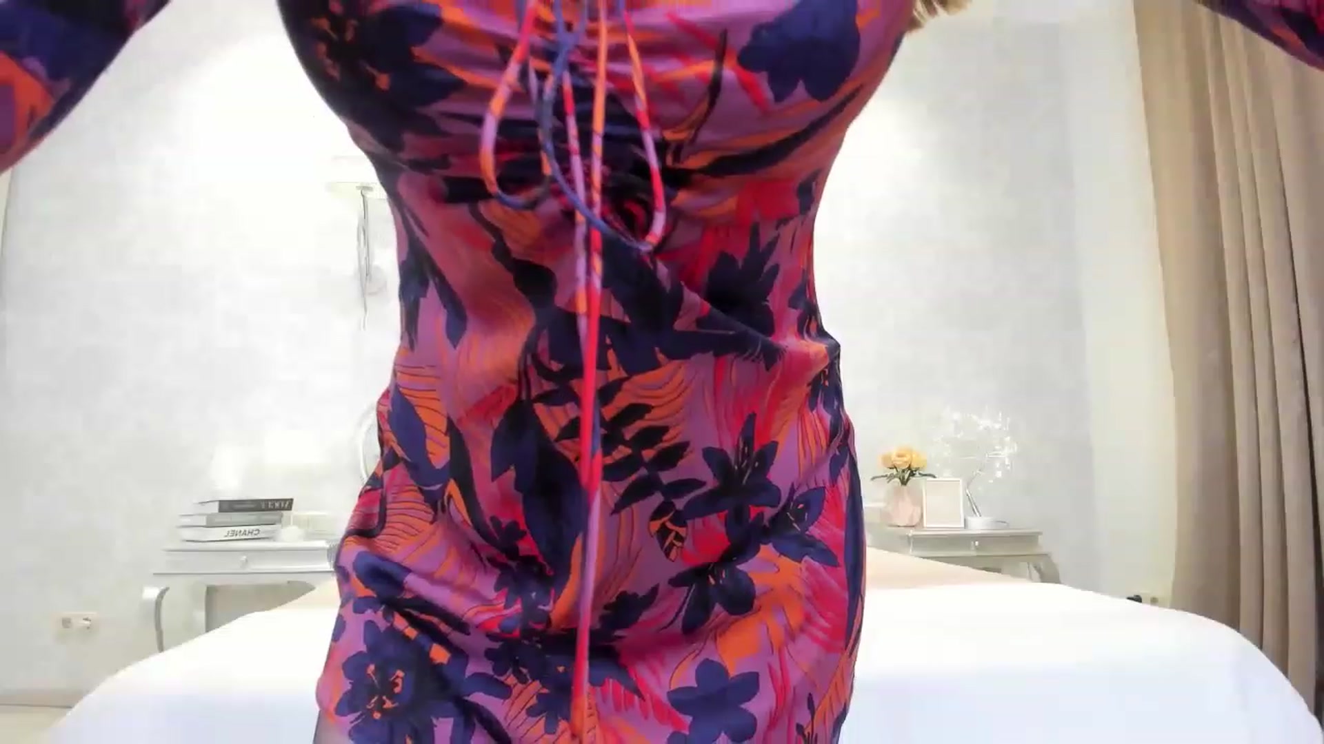 Gallery image thumbnail from AmeliaSue's myfreecams stream on, 02/15/2023, 15:05 image 18 of 20
