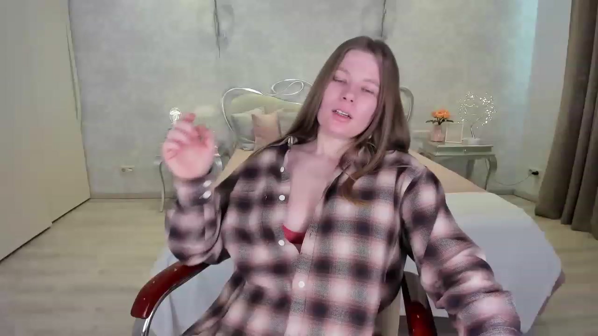 Gallery image thumbnail from AmeliaSue's myfreecams stream on, 02/28/2023, 10:56 image 8 of 20