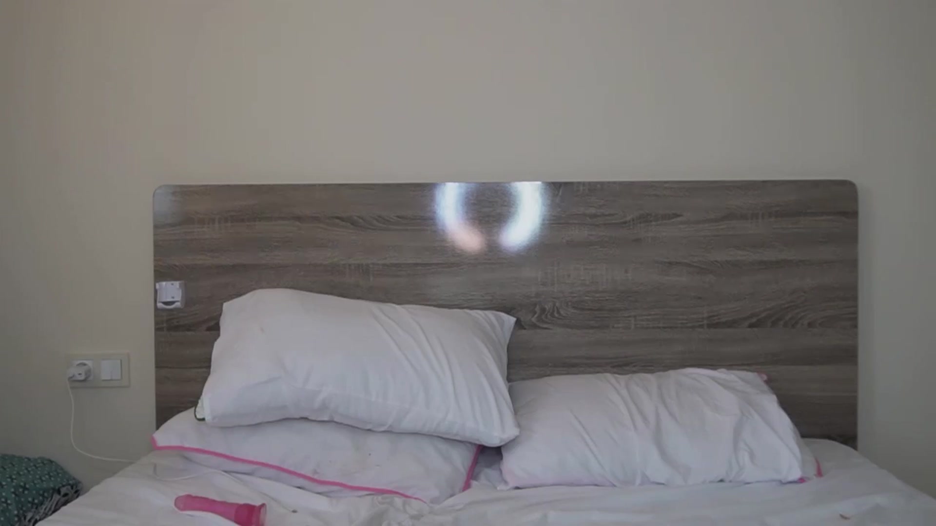 Gallery image thumbnail from AmeliaSums222's myfreecams stream on, 05/28/2025, 12:53 image 16 of 20