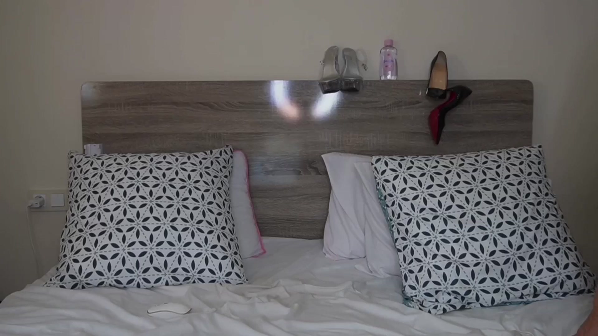 Gallery image thumbnail from AmeliaSums222's myfreecams stream on, 05/30/2025, 12:11 image 10 of 20