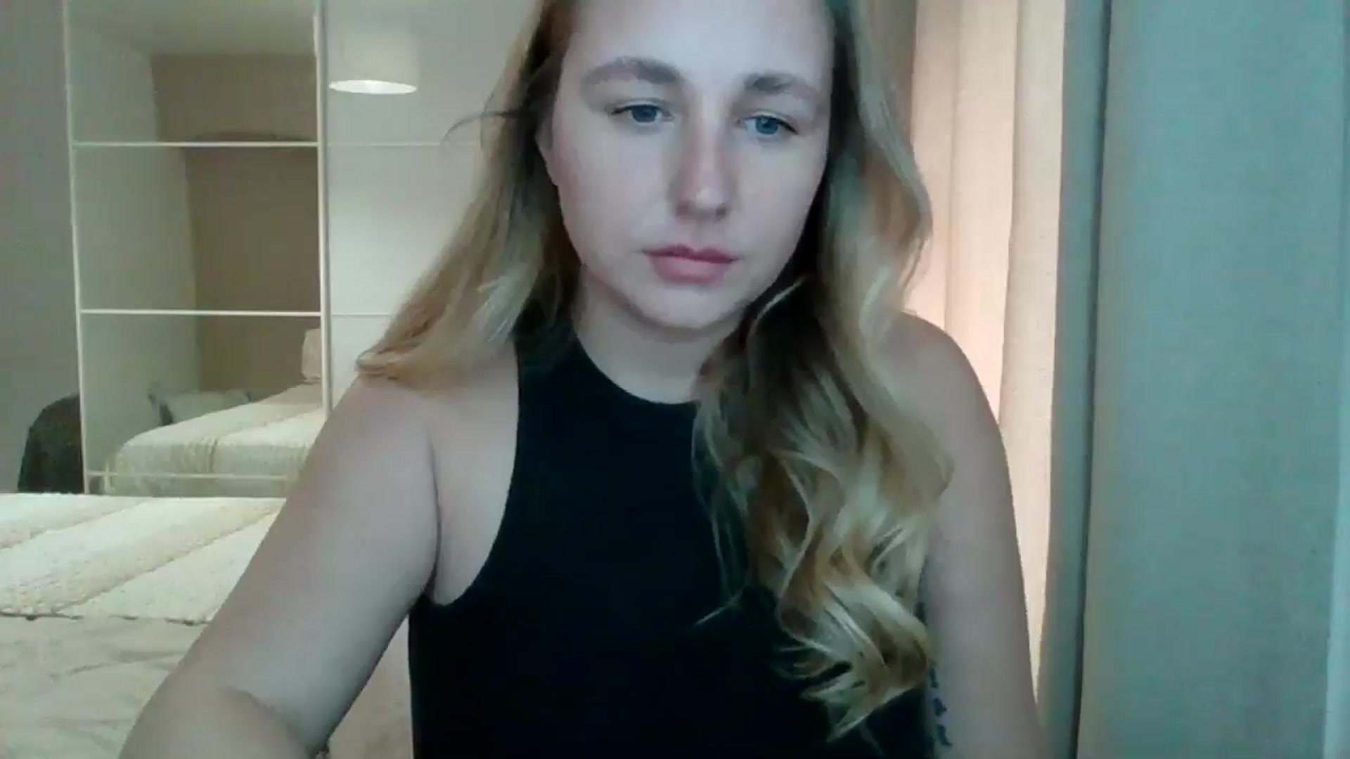 Gallery image thumbnail from Ameliaa98's myfreecams stream on, 03/22/2025, 10:33 image 6 of 20