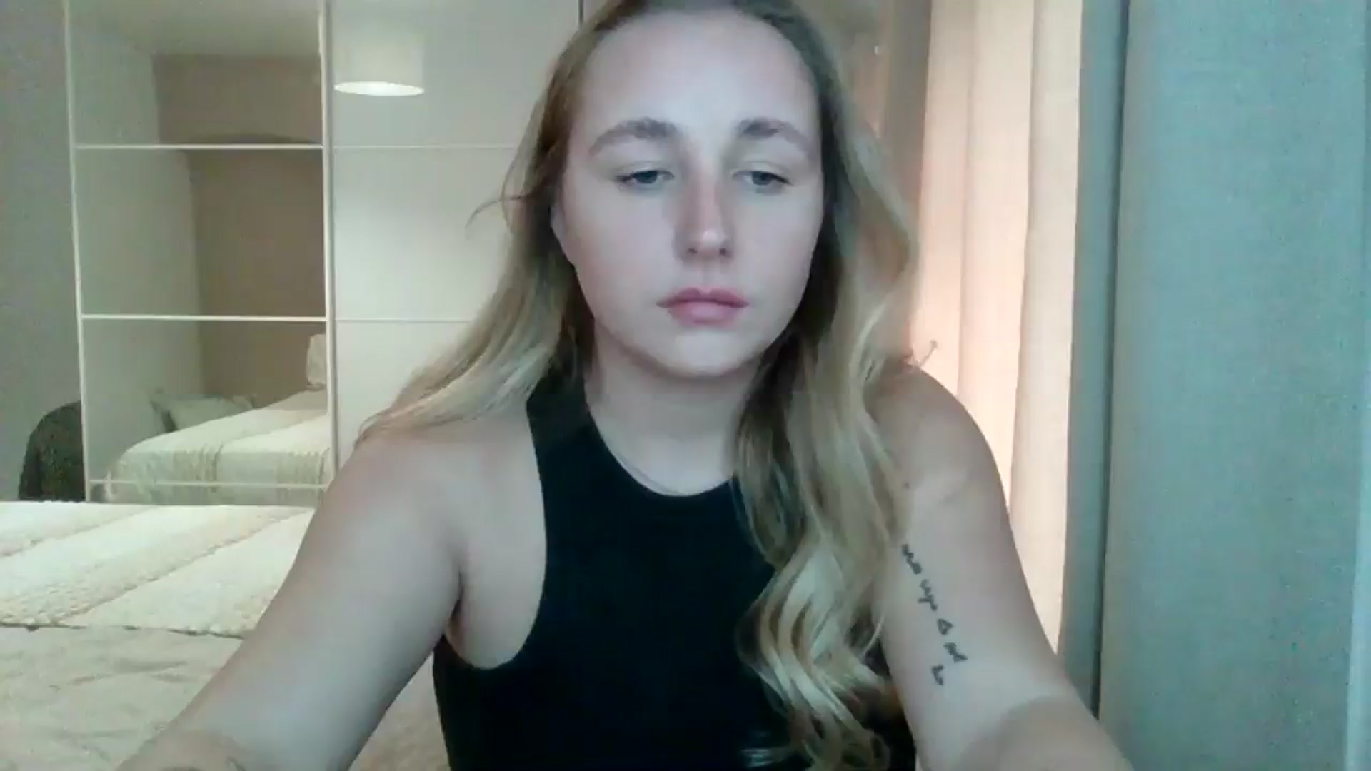 Gallery image thumbnail from Ameliaa98's myfreecams stream on, 03/22/2025, 10:33 image 3 of 20