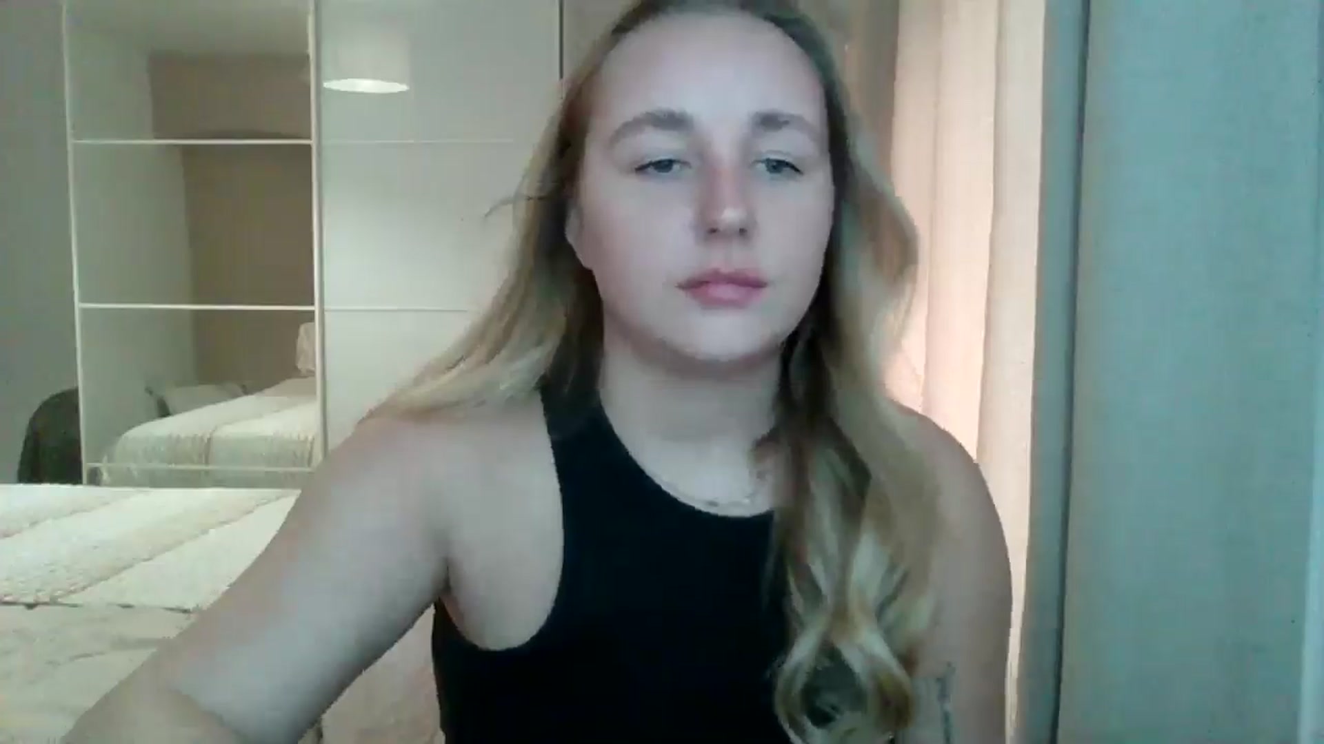 Gallery image thumbnail from Ameliaa98's myfreecams stream on, 03/22/2025, 10:33 image 4 of 20