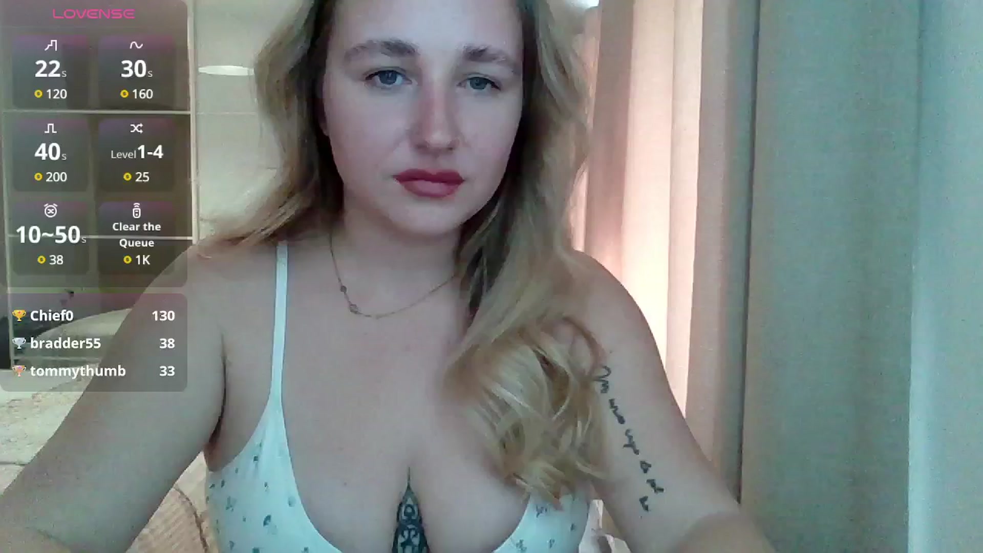Gallery image thumbnail from Ameliaa98's myfreecams stream on, 04/12/2025, 09:18 image 11 of 20