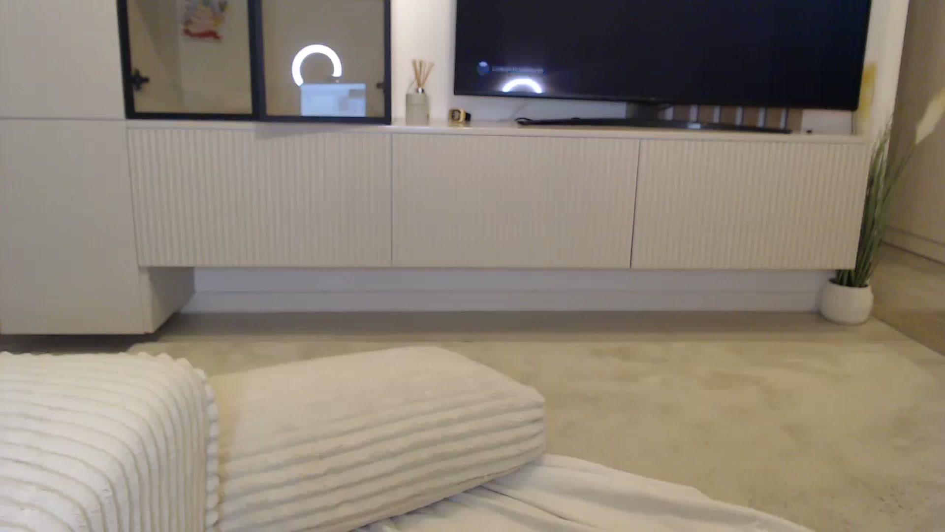 Gallery image thumbnail from AmelieSander's myfreecams stream on, 07/06/2025, 21:37 image 20 of 20