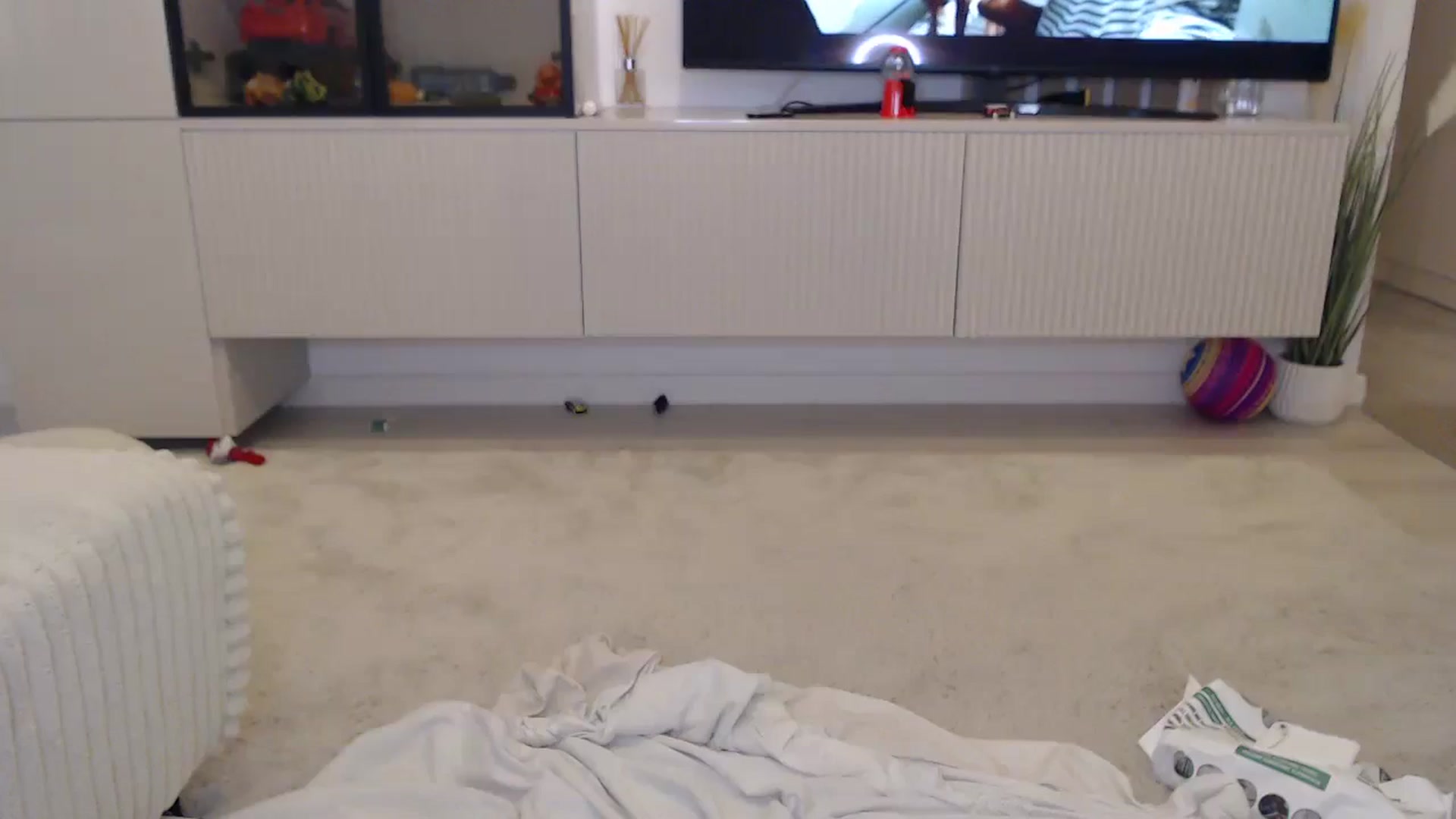 Gallery image thumbnail from AmelieSander's myfreecams stream on, 08/07/2025, 13:56 image 13 of 20
