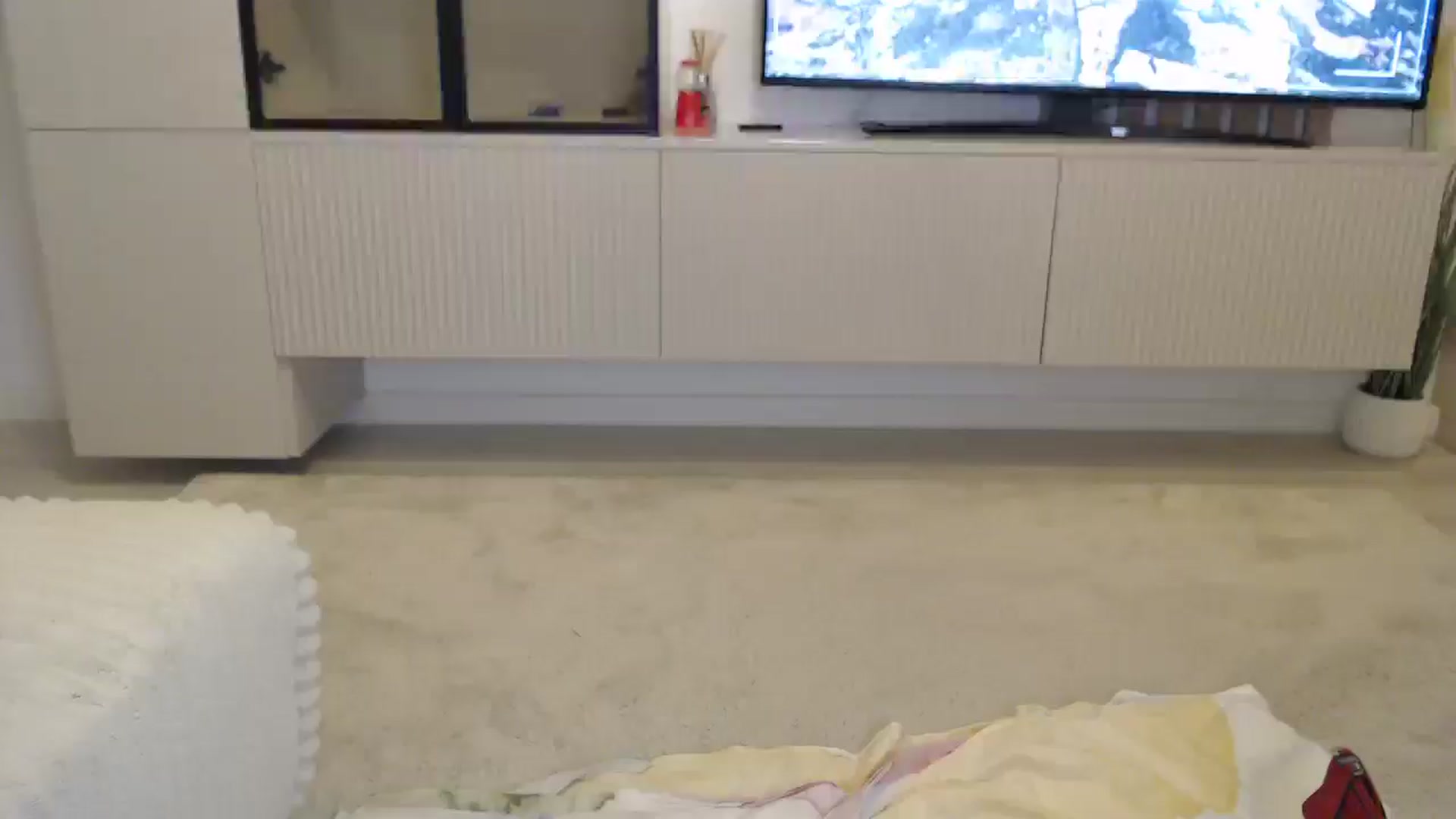 Gallery image thumbnail from AmelieSander's myfreecams stream on, 08/19/2025, 17:34 image 6 of 20