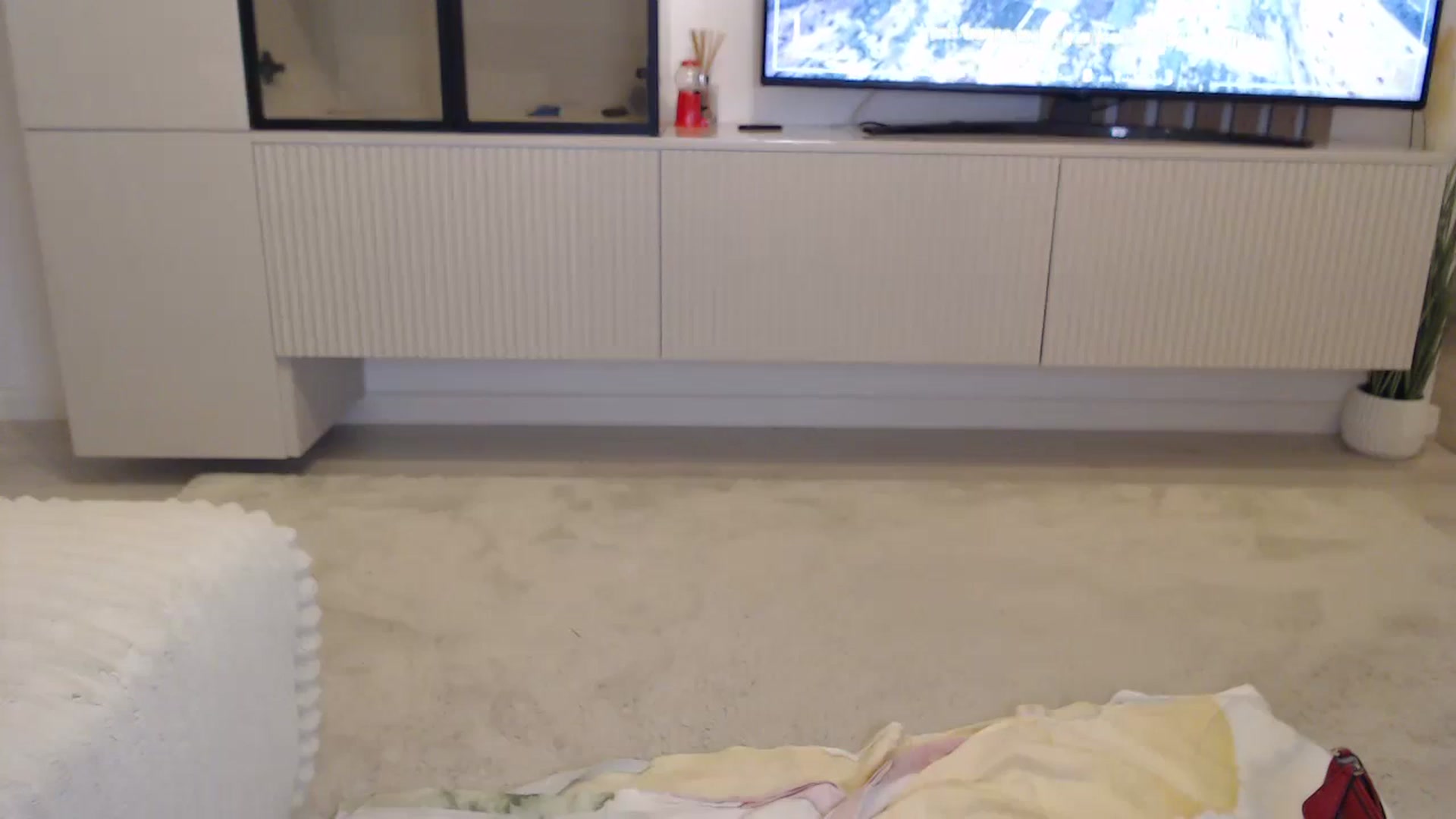 Gallery image thumbnail from AmelieSander's myfreecams stream on, 08/19/2025, 17:34 image 7 of 20