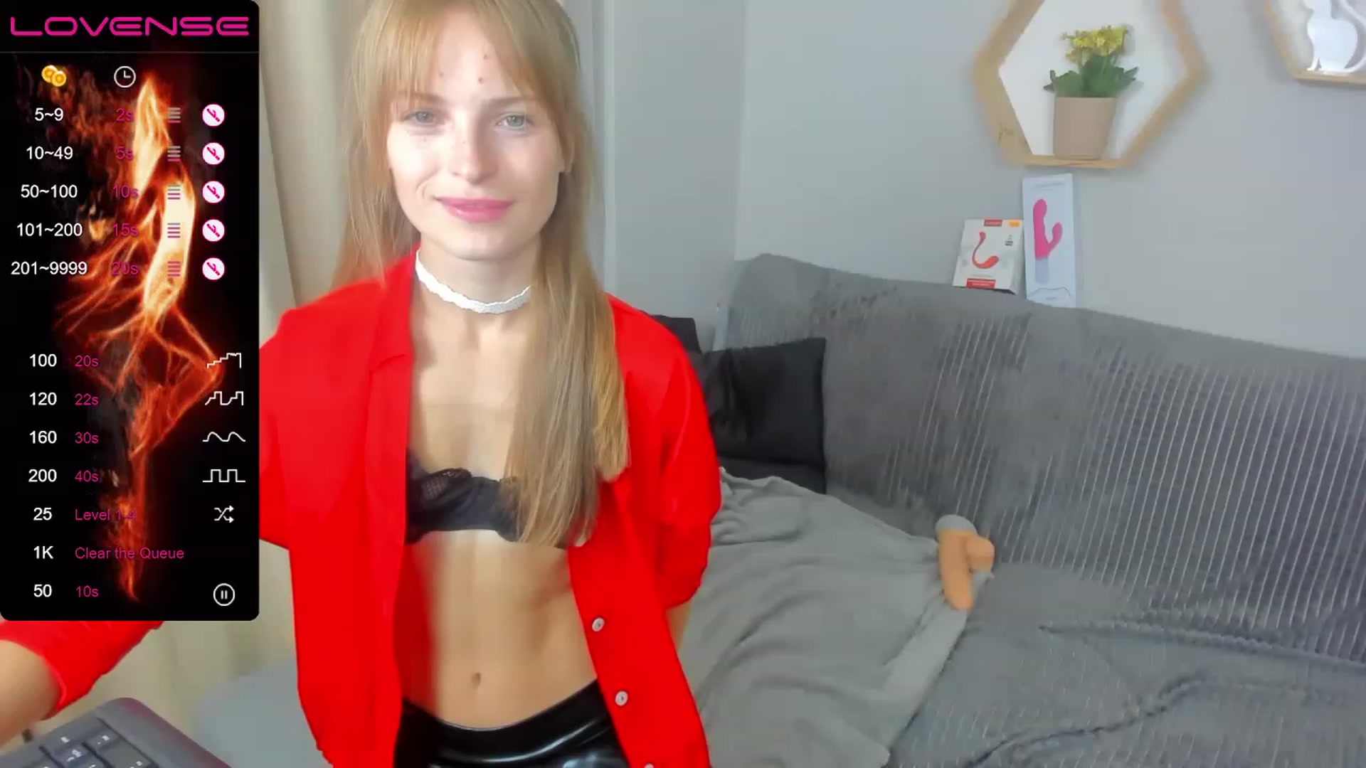 Gallery image thumbnail from AmelliaKim's myfreecams stream on, 11/19/2022, 19:19 image 9 of 20