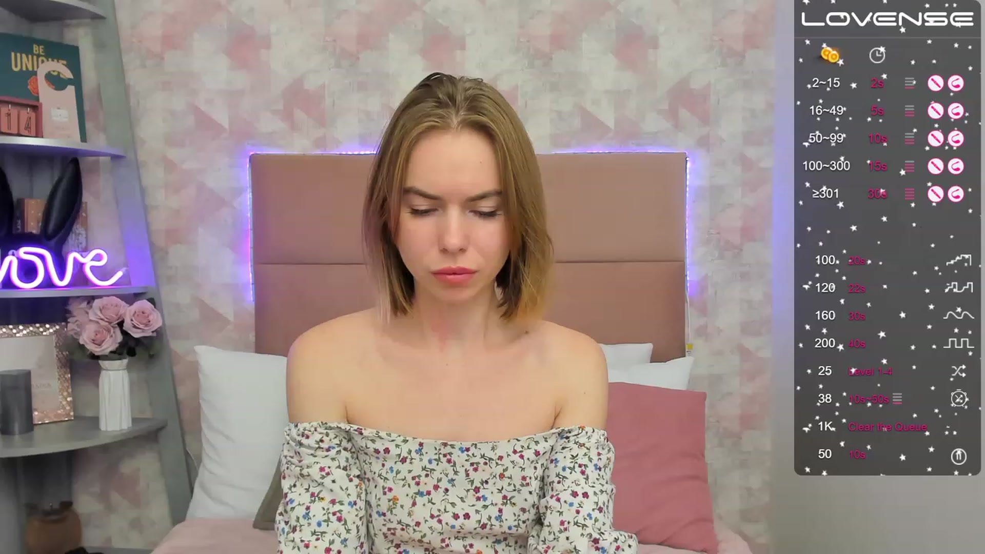 Gallery image thumbnail from AmelyKay's myfreecams stream on, 11/20/2022, 23:04 image 14 of 20