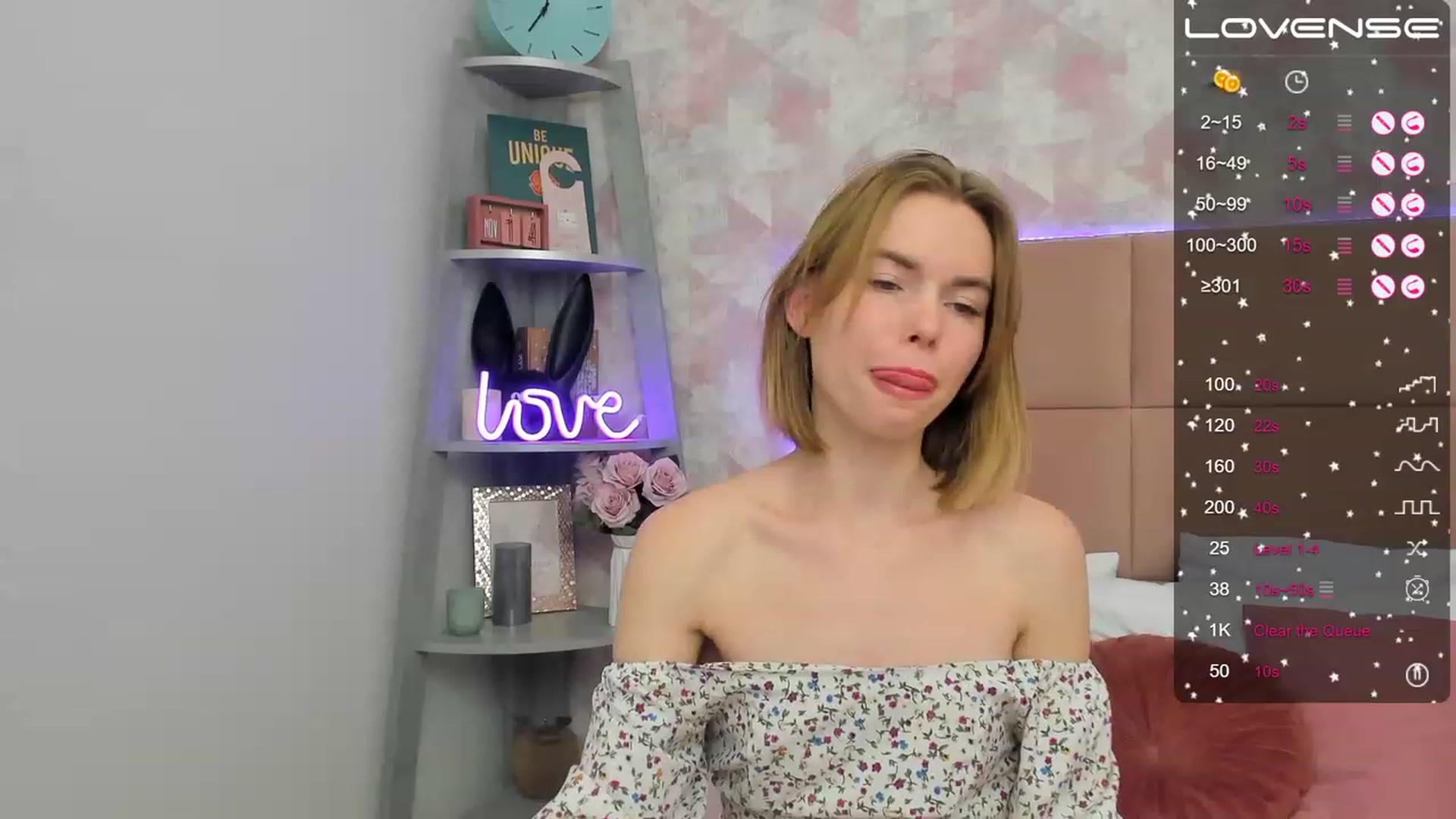 Gallery image thumbnail from AmelyKay's myfreecams stream on, 11/21/2022, 24:07 image 10 of 20