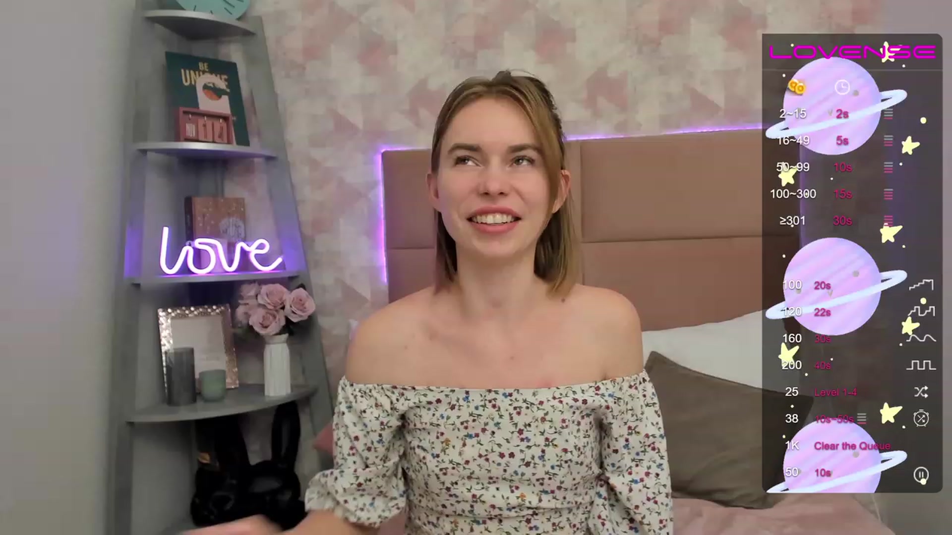 Gallery image thumbnail from AmelyKay's myfreecams stream on, 11/28/2022, 16:54 image 18 of 20
