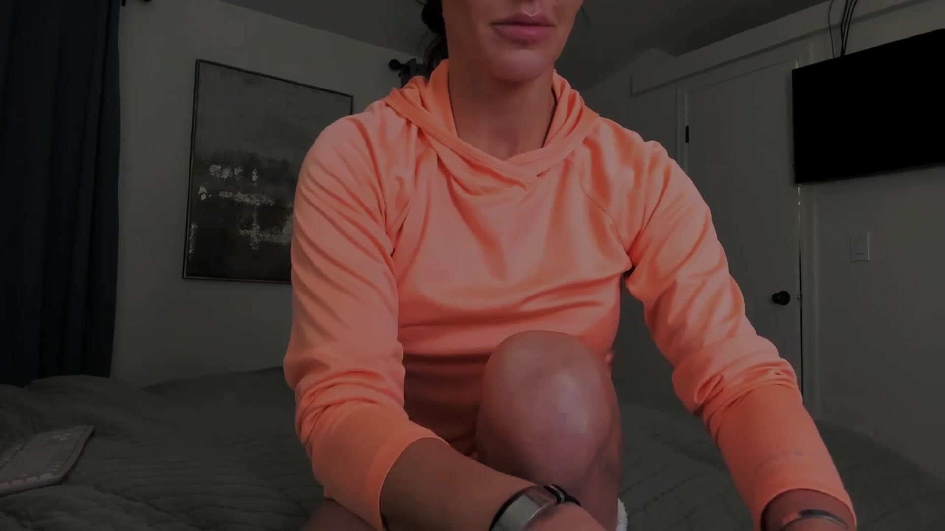 Gallery image thumbnail from Amelya__'s myfreecams stream on, 01/02/2026, 06:32 image 15 of 20