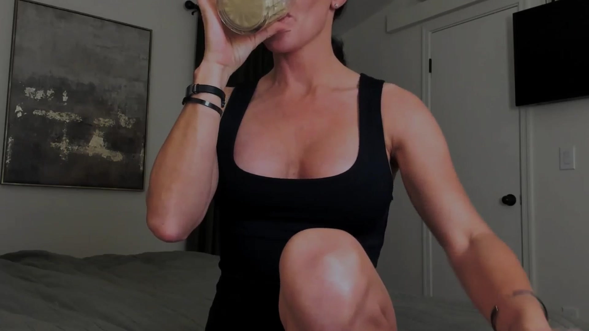 Gallery image thumbnail from Amelya__'s myfreecams stream on, 01/08/2026, 03:14 image 18 of 20