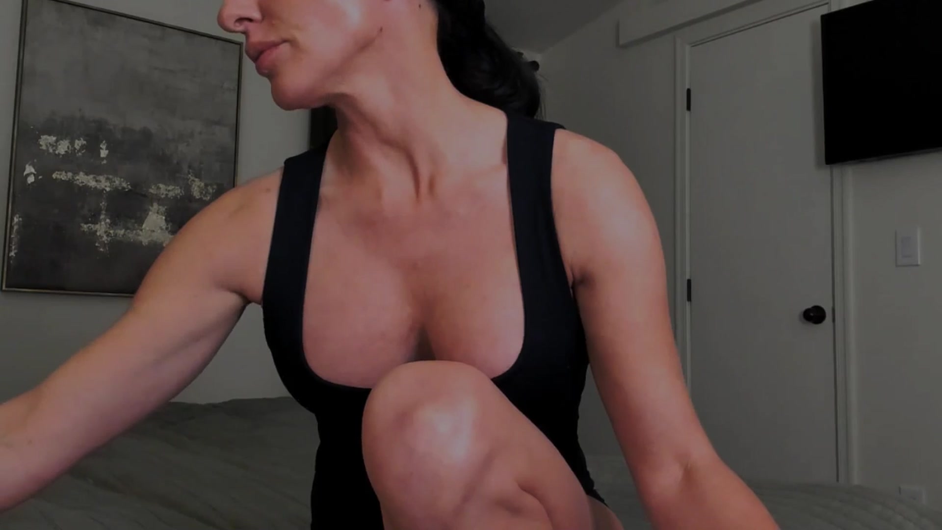 Gallery image thumbnail from Amelya__'s myfreecams stream on, 01/08/2026, 03:14 image 17 of 20
