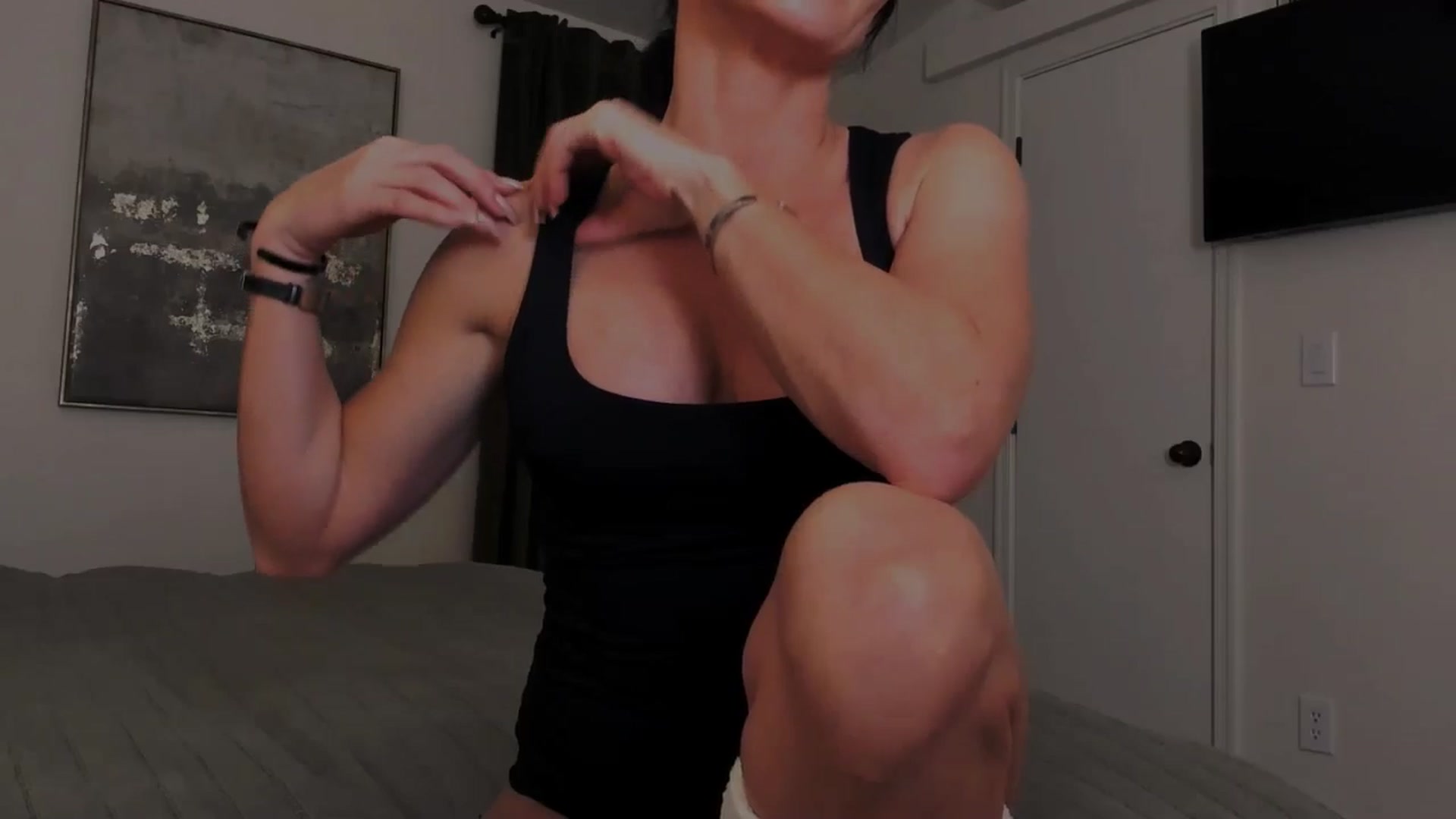 Gallery image thumbnail from Amelya__'s myfreecams stream on, 02/02/2026, 03:44 image 10 of 20