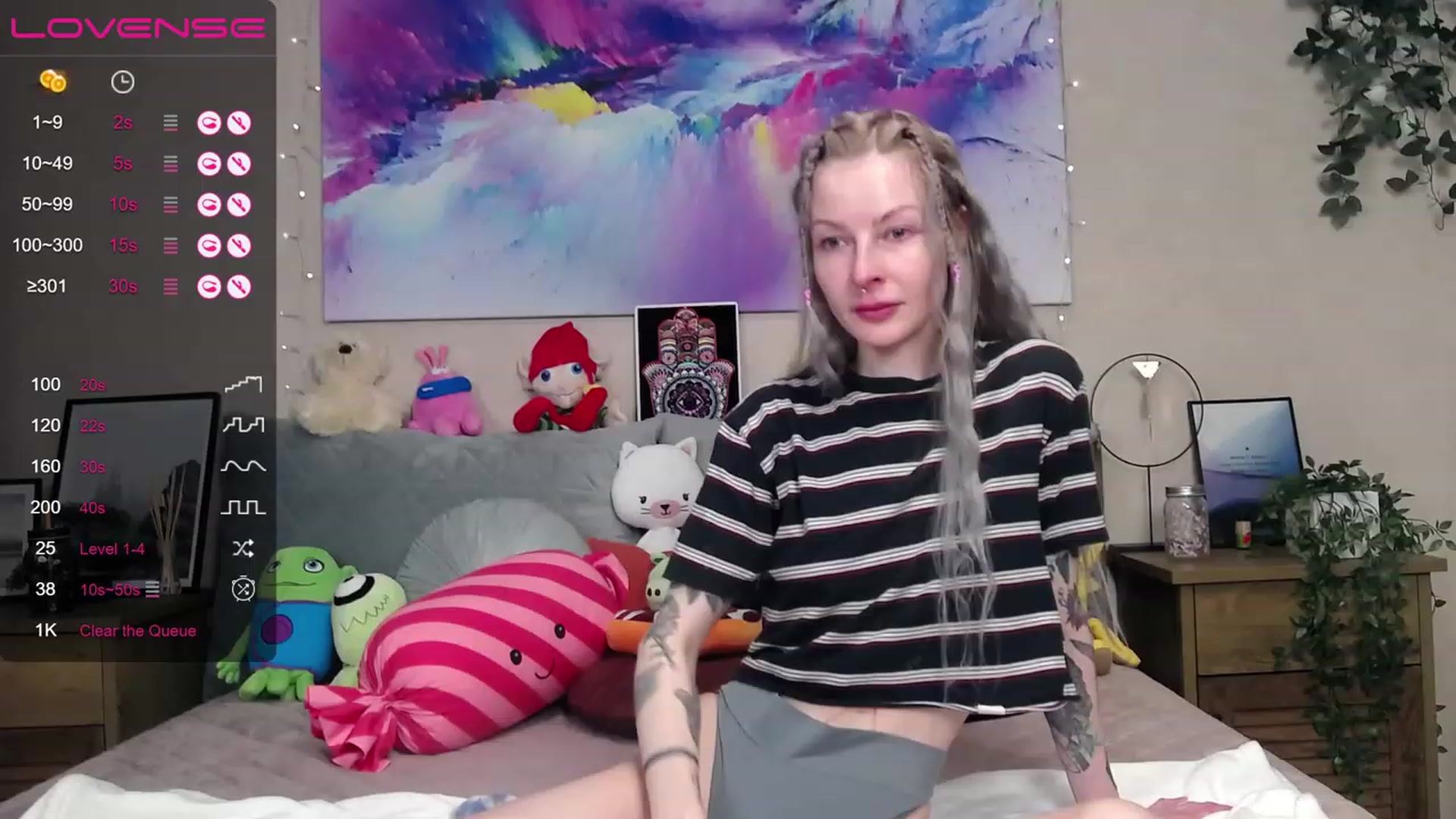 Gallery image thumbnail from Amerilyse's myfreecams stream on, 11/22/2022, 14:00 image 15 of 20