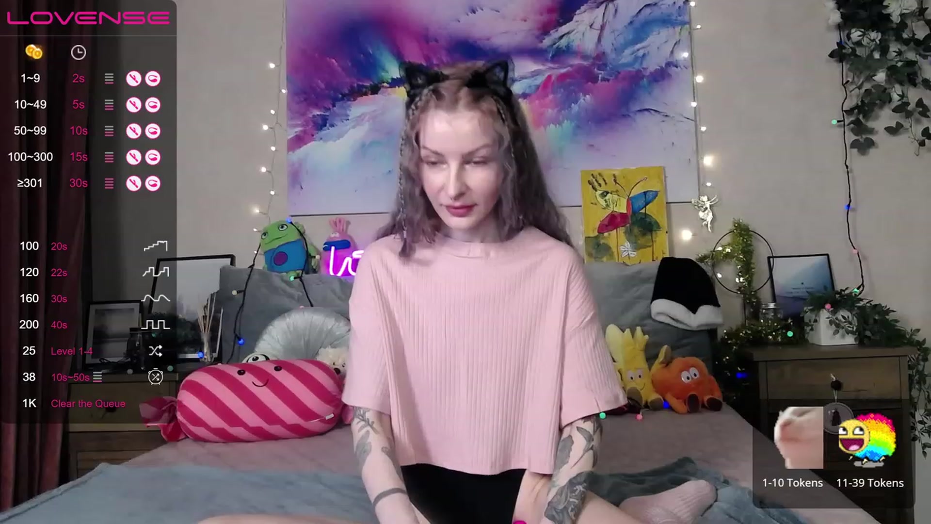 Gallery image thumbnail from Amerilyse's myfreecams stream on, 12/16/2022, 10:04 image 17 of 20