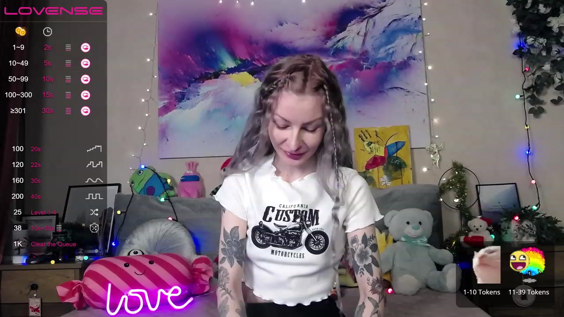 Gallery image thumbnail from Amerilyse's myfreecams stream on, 12/20/2022, 09:59 image 7 of 20