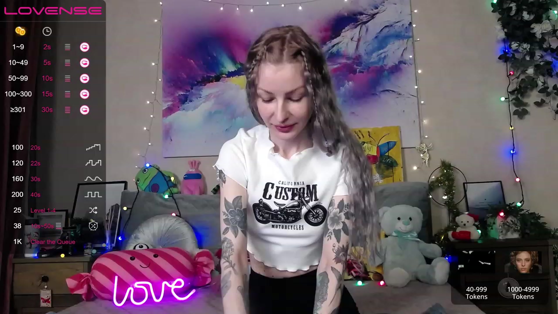Gallery image thumbnail from Amerilyse's myfreecams stream on, 12/20/2022, 09:59 image 20 of 20