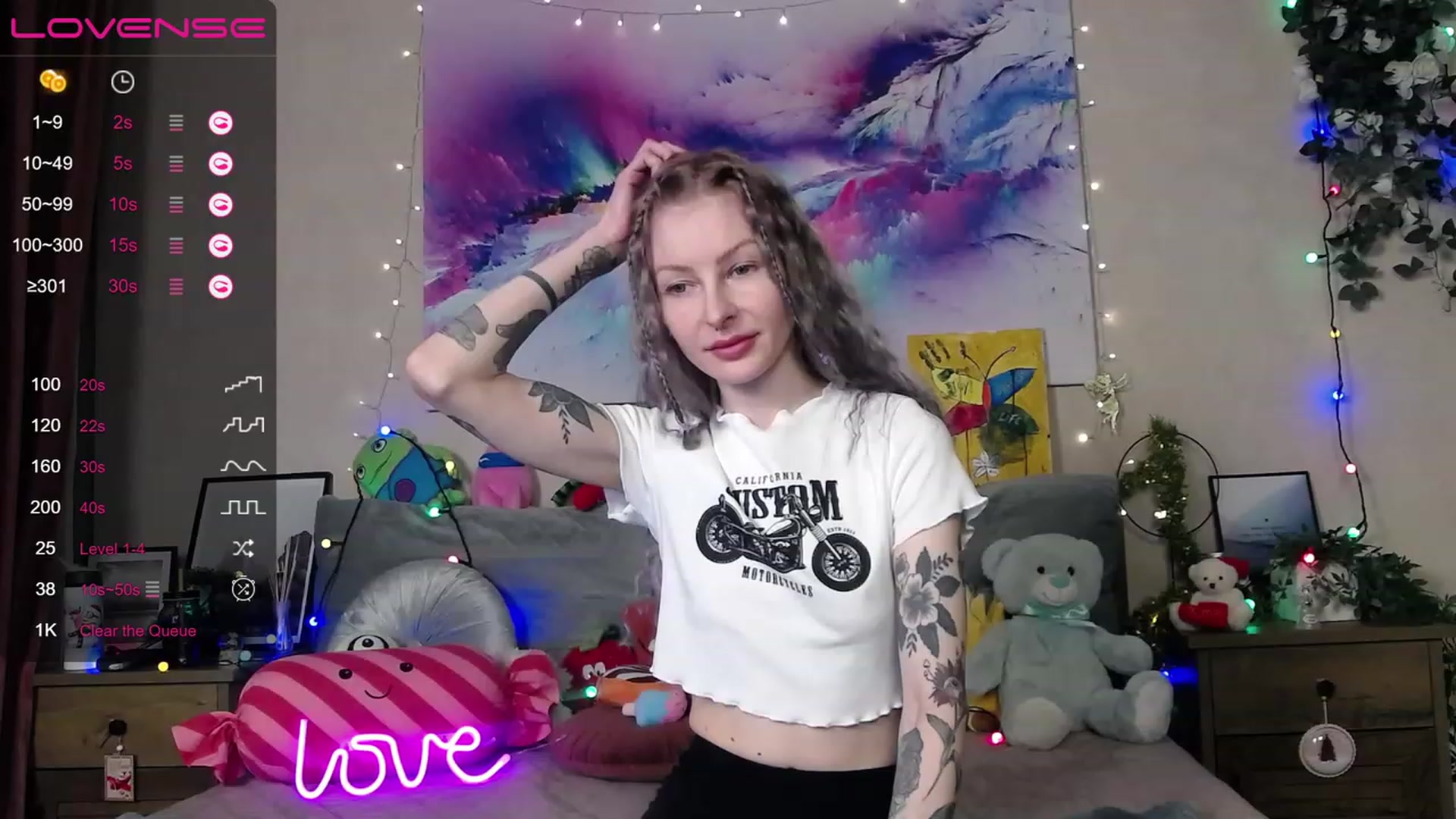 Gallery image thumbnail from Amerilyse's myfreecams stream on, 12/20/2022, 09:59 image 17 of 20