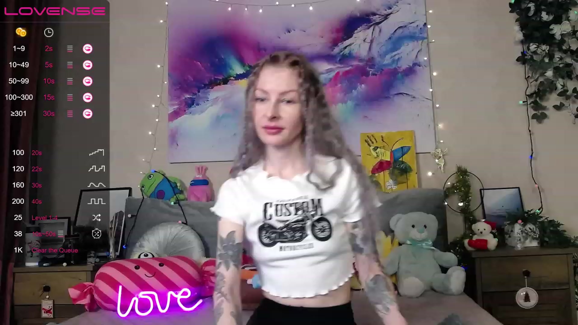 Gallery image thumbnail from Amerilyse's myfreecams stream on, 12/20/2022, 09:59 image 19 of 20