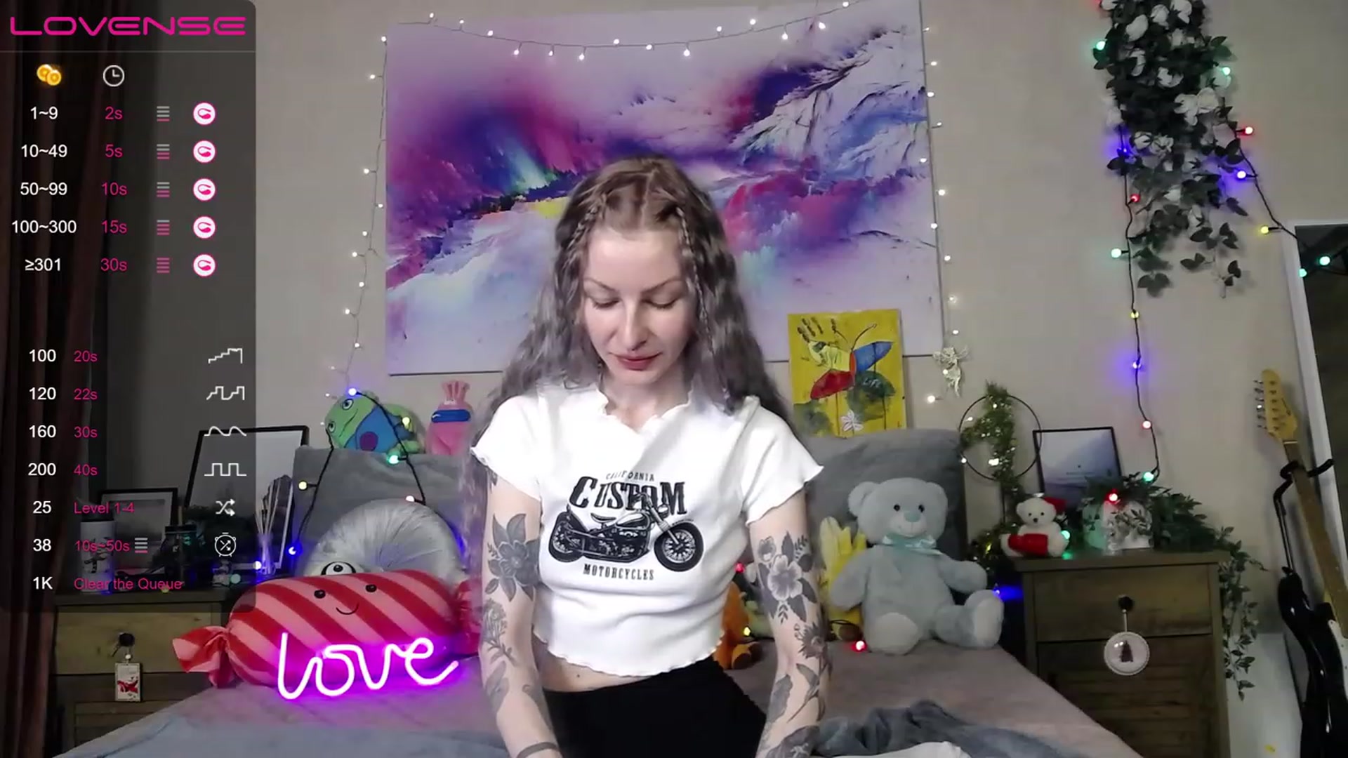 Gallery image thumbnail from Amerilyse's myfreecams stream on, 12/20/2022, 13:41 image 20 of 20