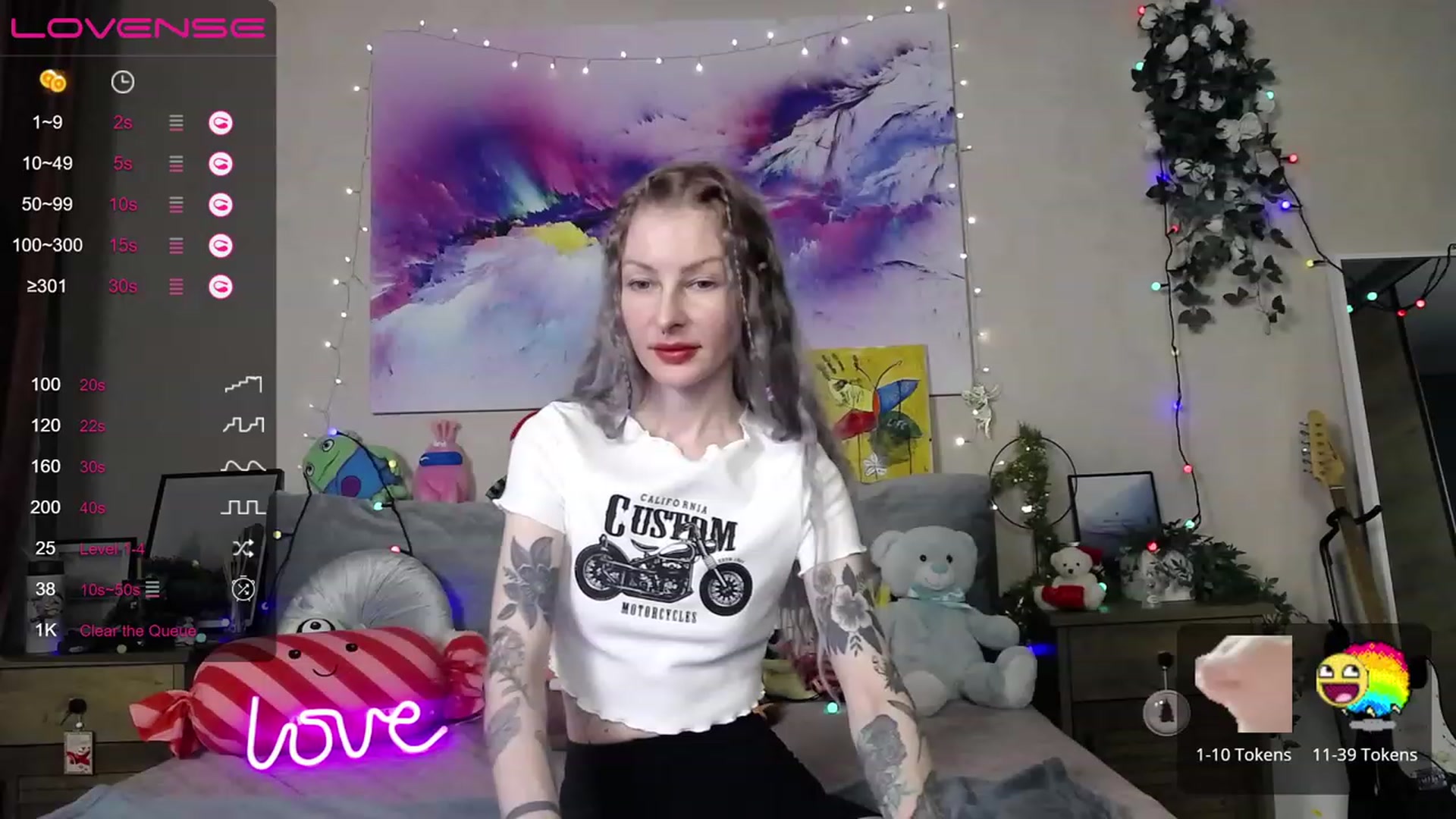 Gallery image thumbnail from Amerilyse's myfreecams stream on, 12/20/2022, 13:41 image 9 of 20