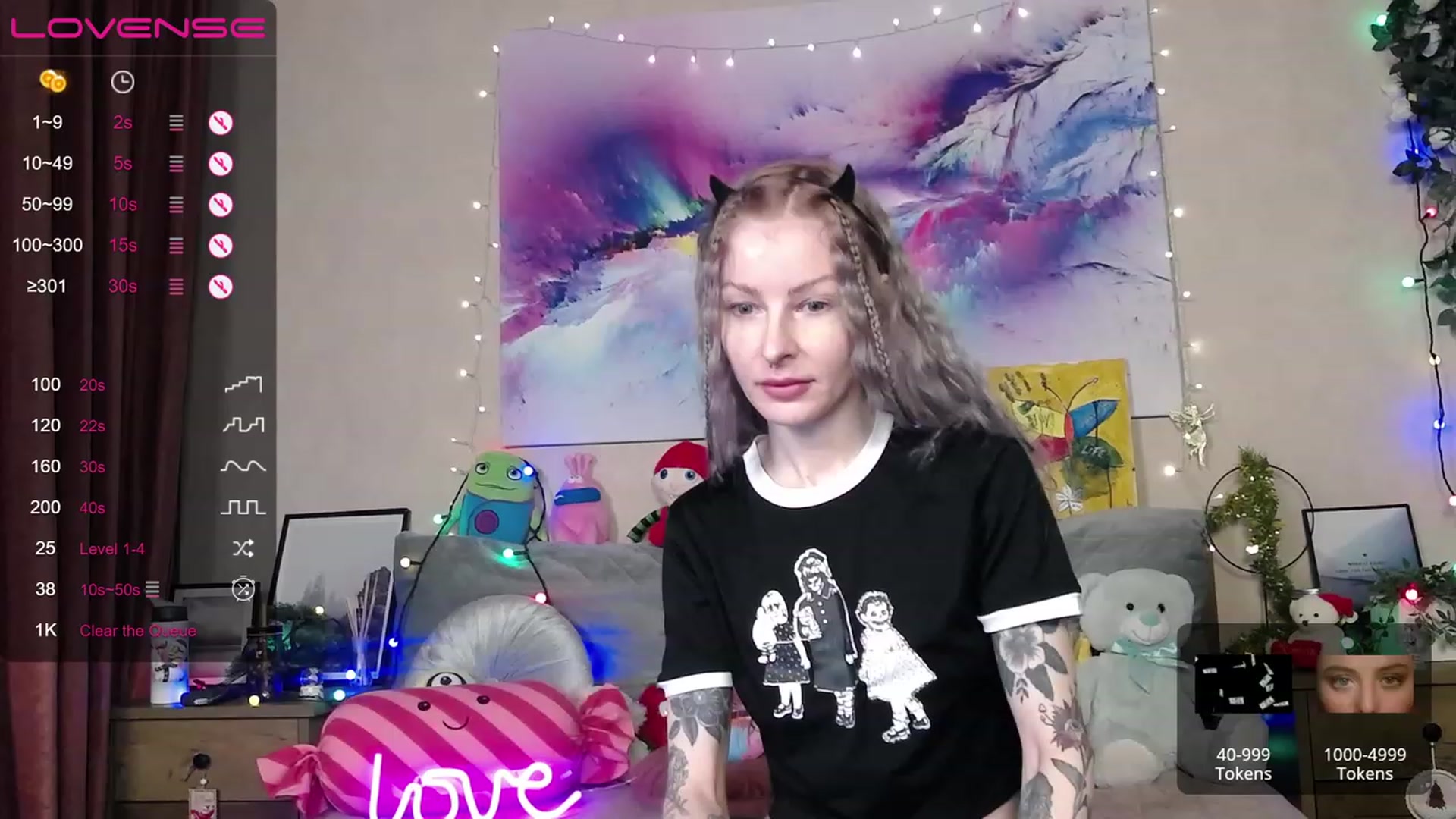 Gallery image thumbnail from Amerilyse's myfreecams stream on, 12/21/2022, 10:45 image 2 of 20