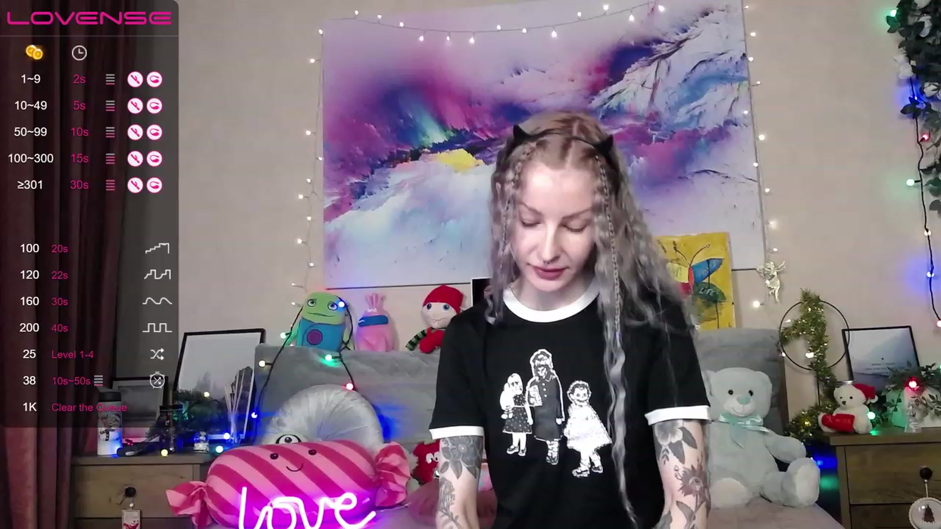 Gallery image thumbnail from Amerilyse's myfreecams stream on, 12/21/2022, 10:45 image 3 of 20