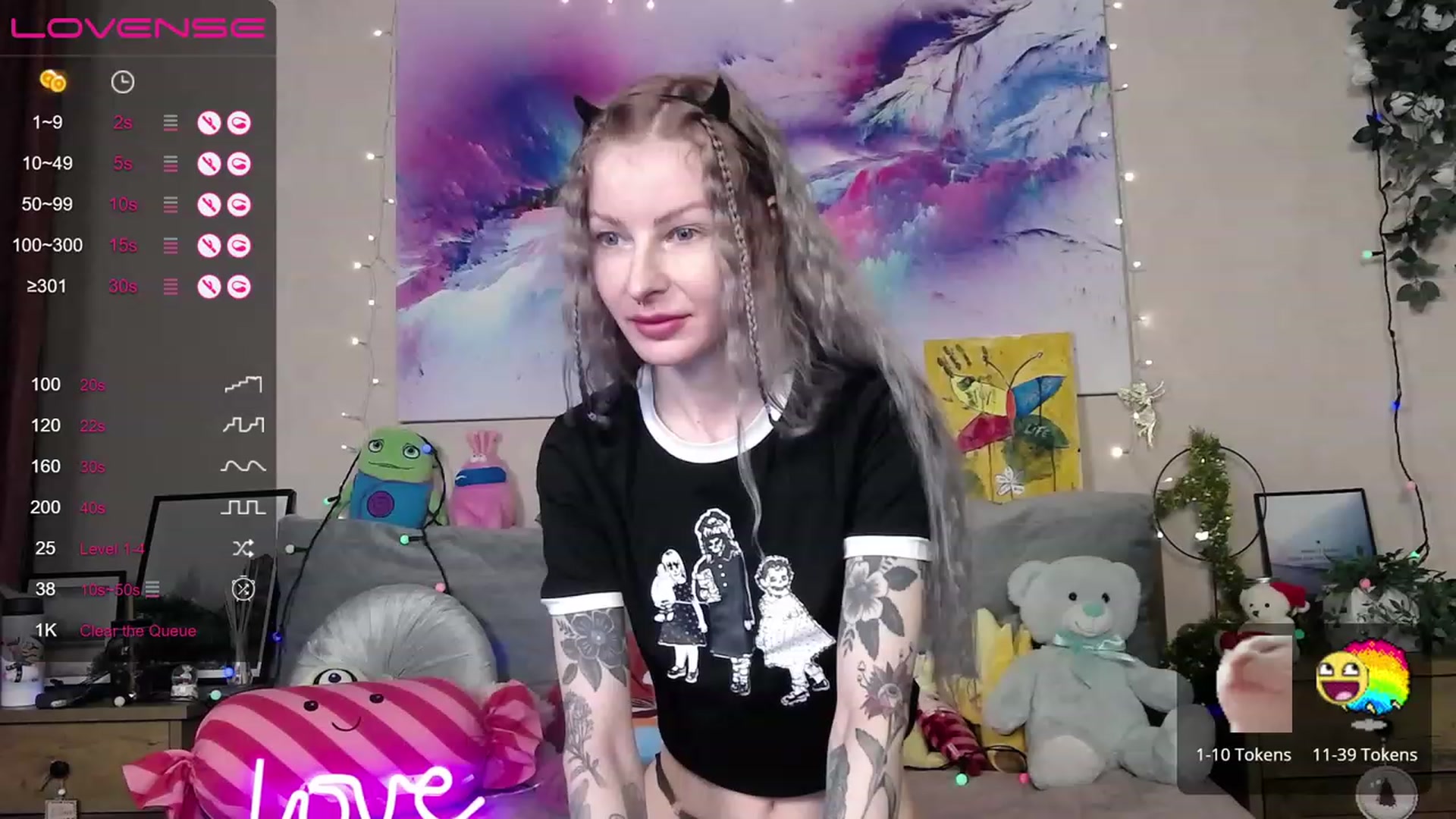 Gallery image thumbnail from Amerilyse's myfreecams stream on, 12/21/2022, 10:45 image 11 of 20