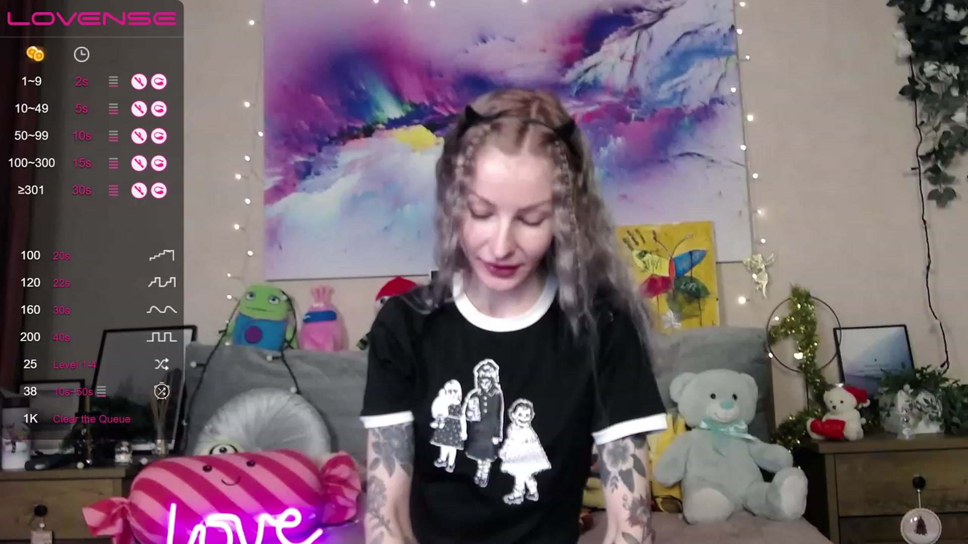 Gallery image thumbnail from Amerilyse's myfreecams stream on, 12/21/2022, 10:45 image 12 of 20