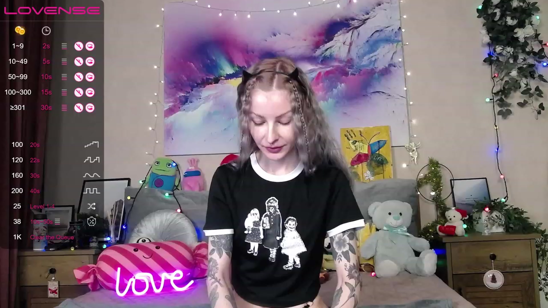 Gallery image thumbnail from Amerilyse's myfreecams stream on, 12/21/2022, 10:45 image 9 of 20