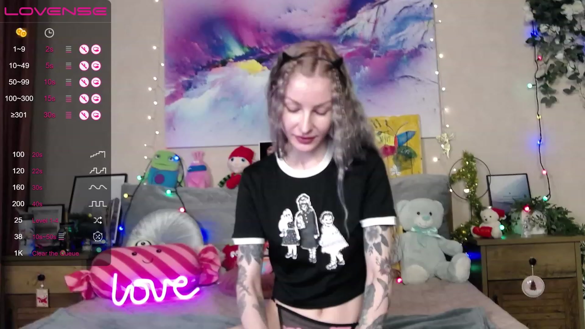 Gallery image thumbnail from Amerilyse's myfreecams stream on, 12/21/2022, 10:45 image 16 of 20