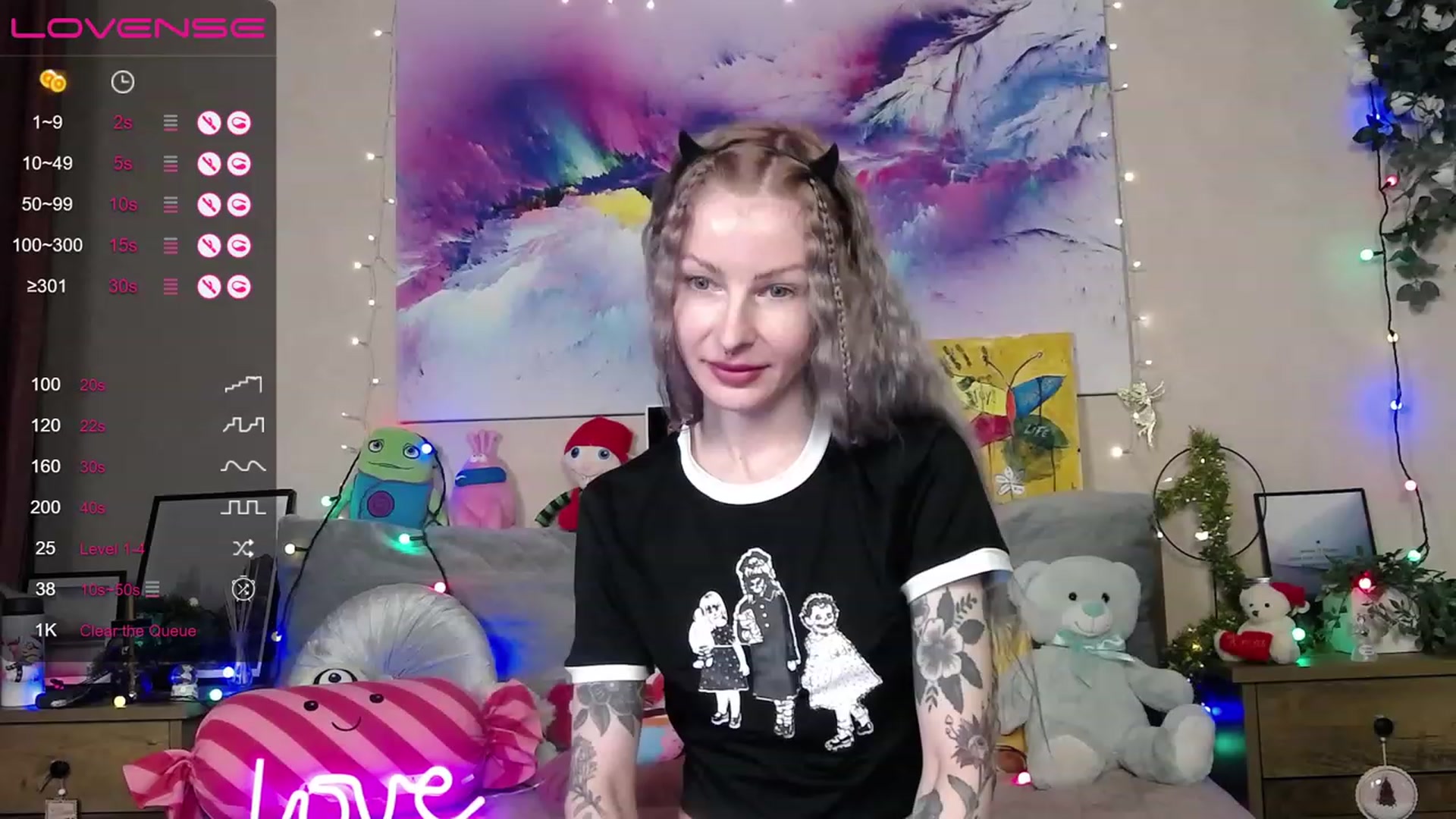Gallery image thumbnail from Amerilyse's myfreecams stream on, 12/21/2022, 10:45 image 10 of 20
