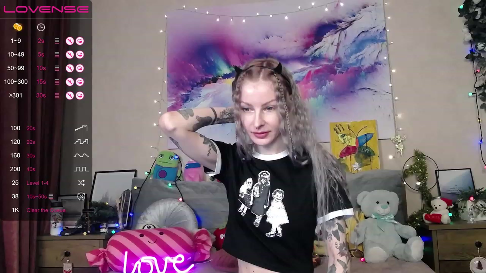 Gallery image thumbnail from Amerilyse's myfreecams stream on, 12/21/2022, 10:45 image 4 of 20