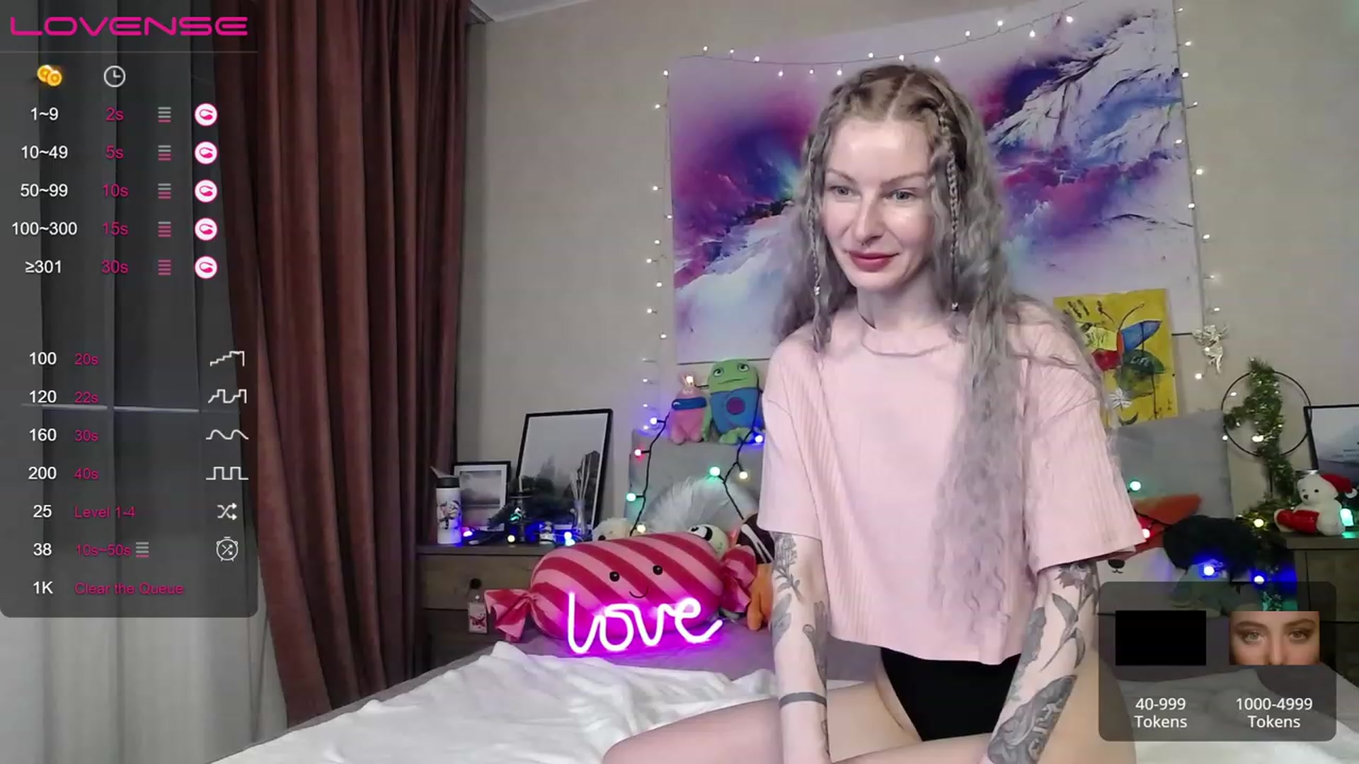 Gallery image thumbnail from Amerilyse's myfreecams stream on, 12/22/2022, 13:12 image 16 of 20
