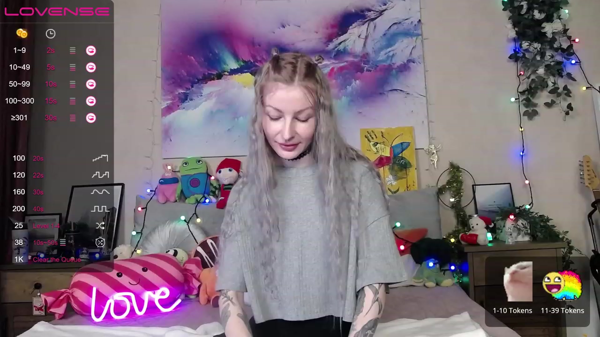 Gallery image thumbnail from Amerilyse's myfreecams stream on, 12/27/2022, 10:25 image 10 of 20