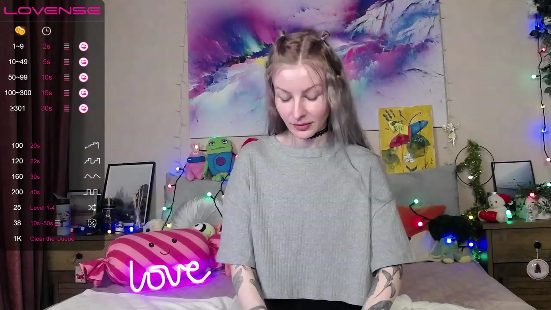 Gallery image thumbnail from Amerilyse's myfreecams stream on, 12/27/2022, 13:17 image 18 of 20